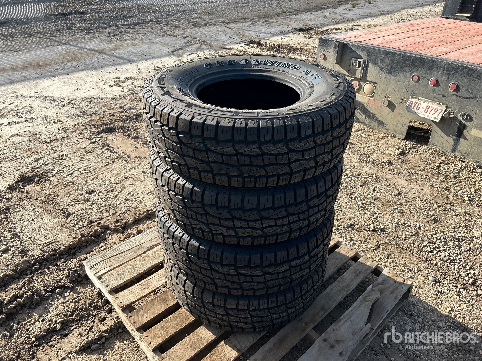 General Appearance with Image, coin avant droit