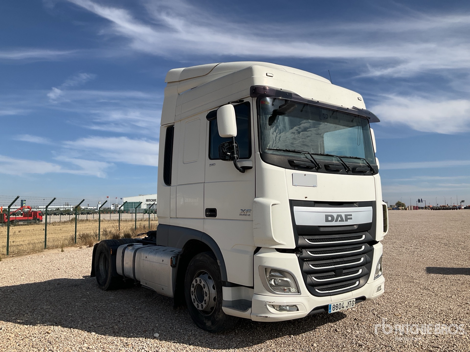 General Appearance with Bild, Ecke vorne rechts