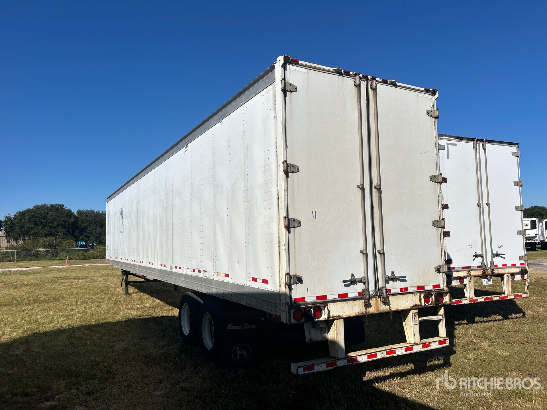 General Appearance with Imagen: esquina trasera izquierda