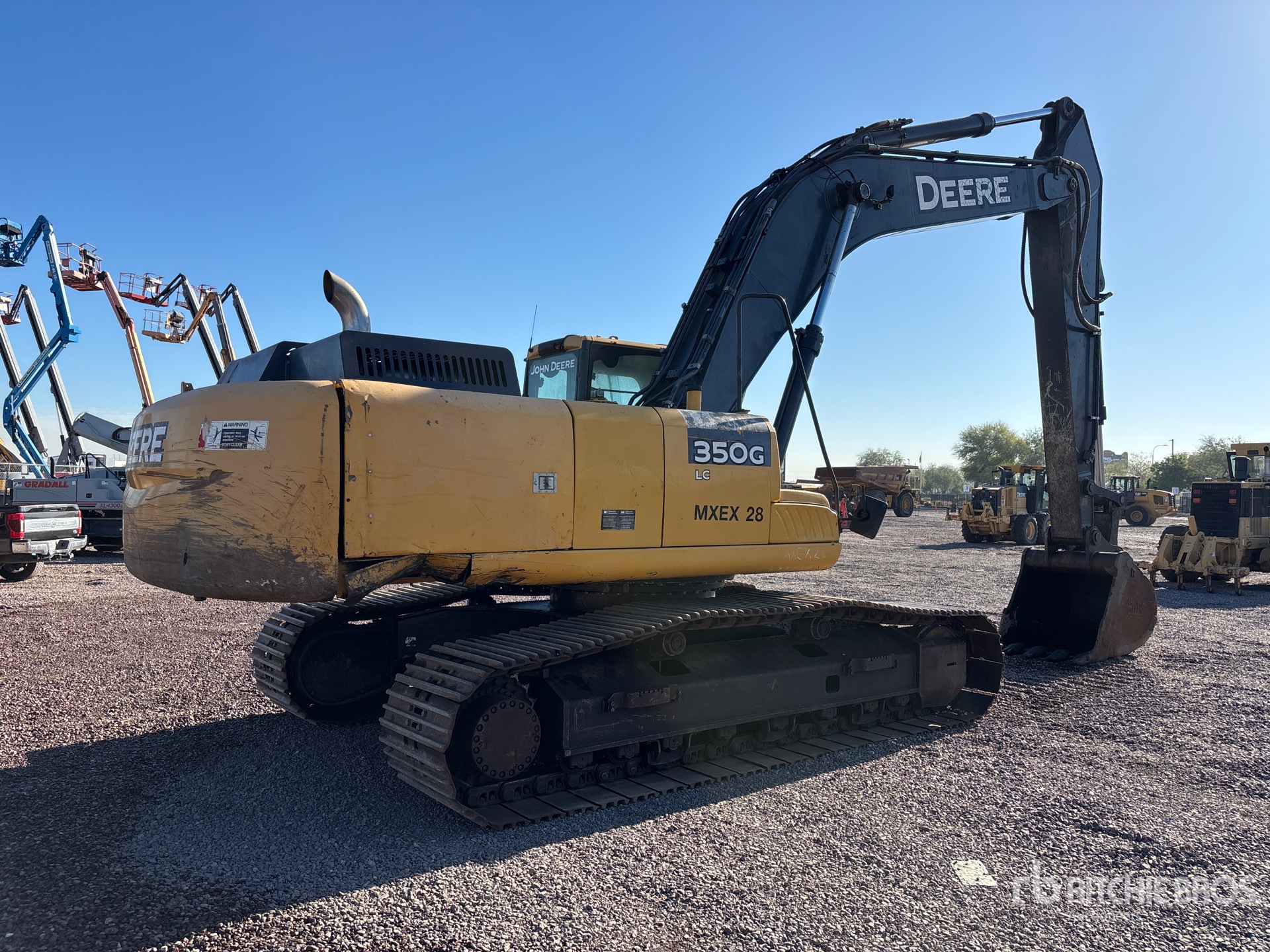 General Appearance with Imagen: esquina trasera derecha