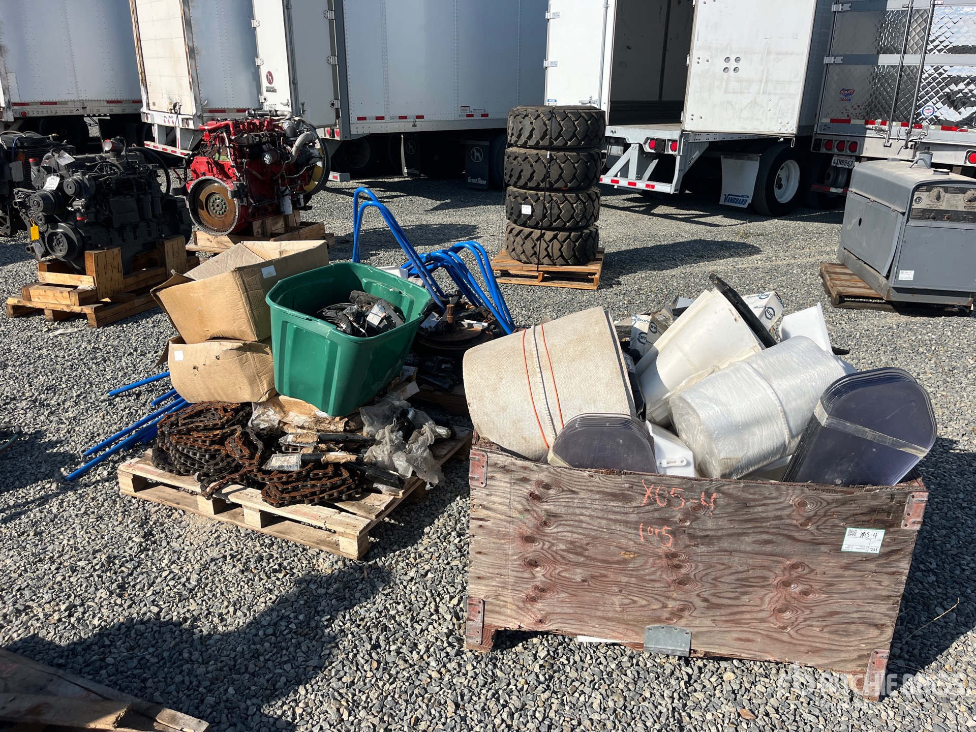 General Appearance with Picture, Left Front Corner