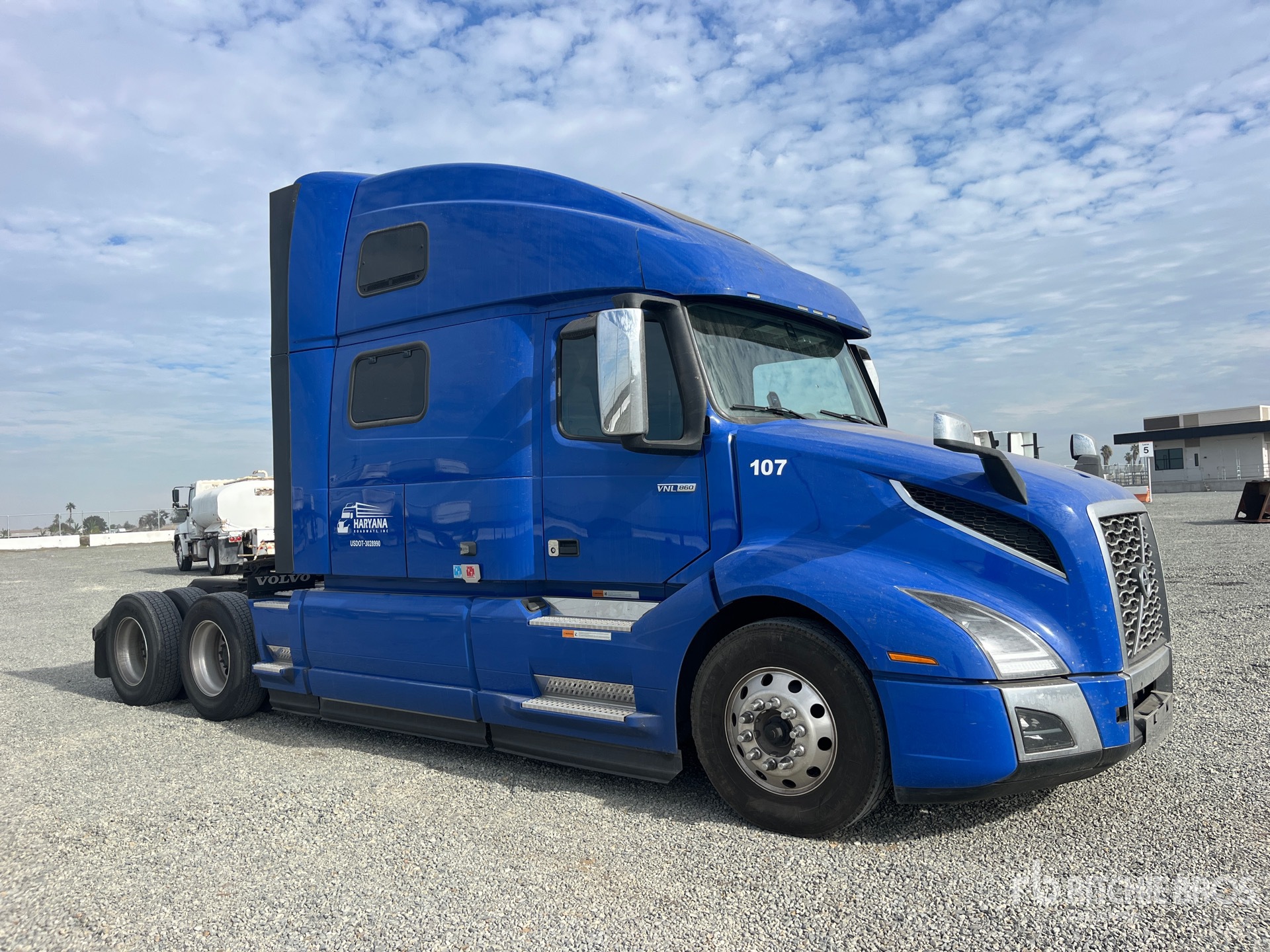 General Appearance with Imagen: esquina delantera derecha