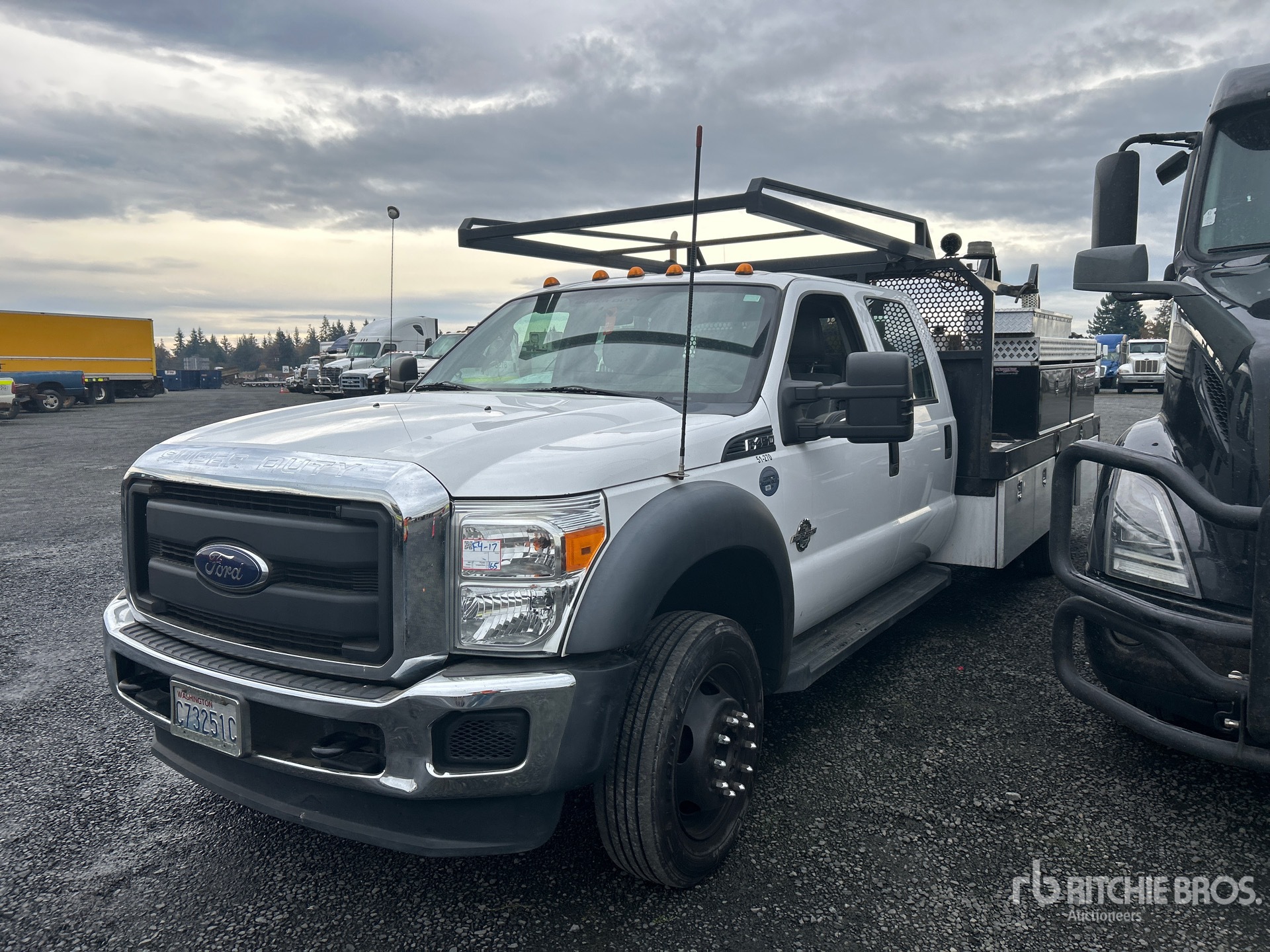 General Appearance with Image, coin avant gauche