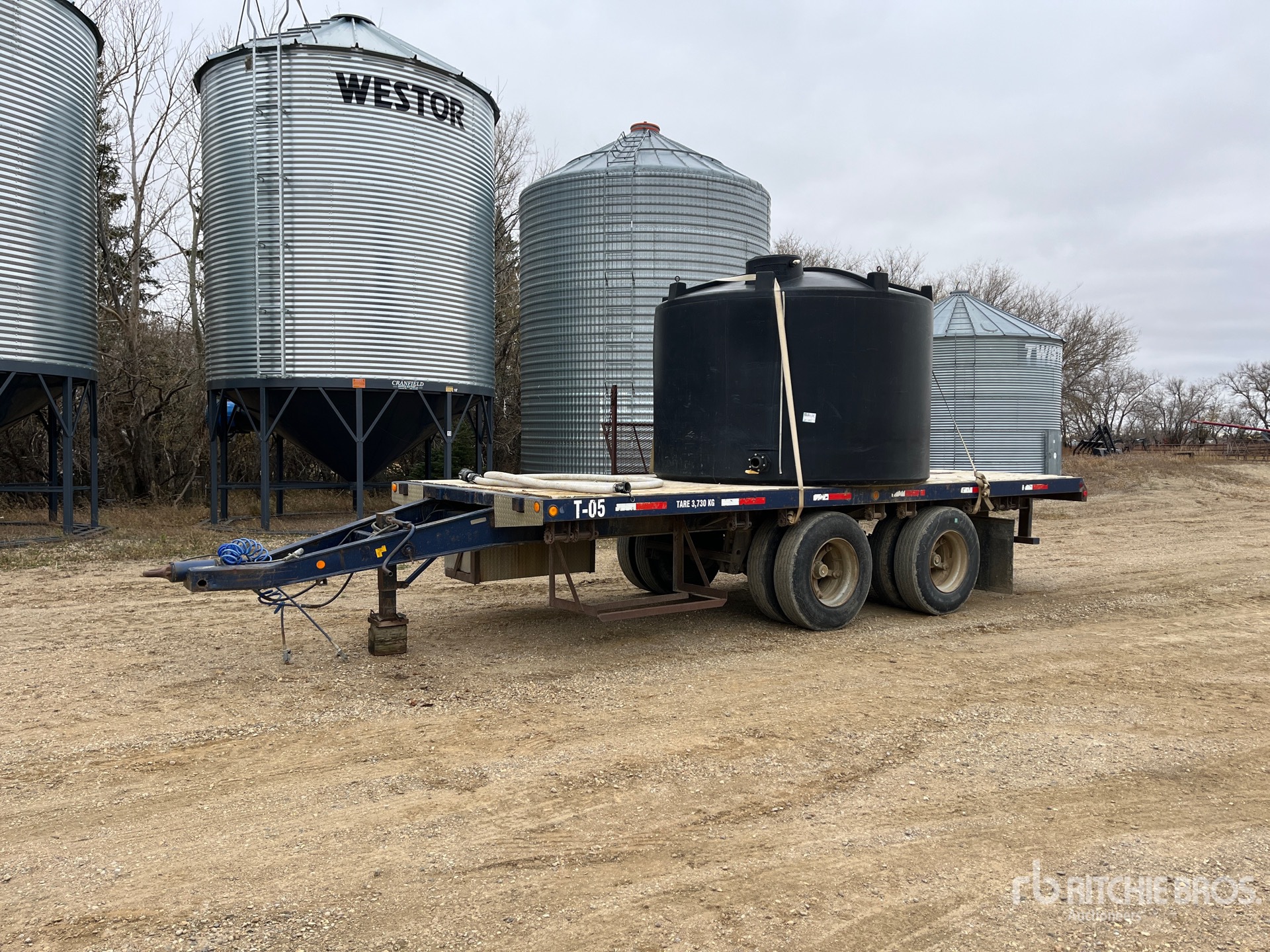Aspect général with Image, coin avant gauche