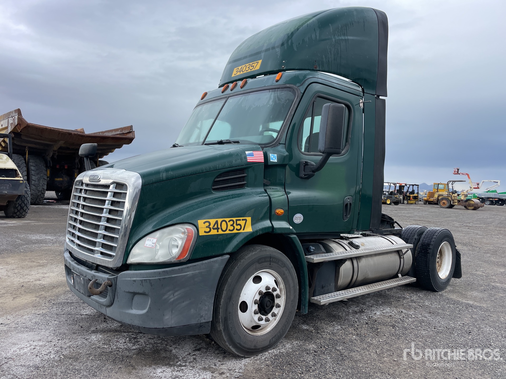 General Appearance with Picture, Left Front Corner