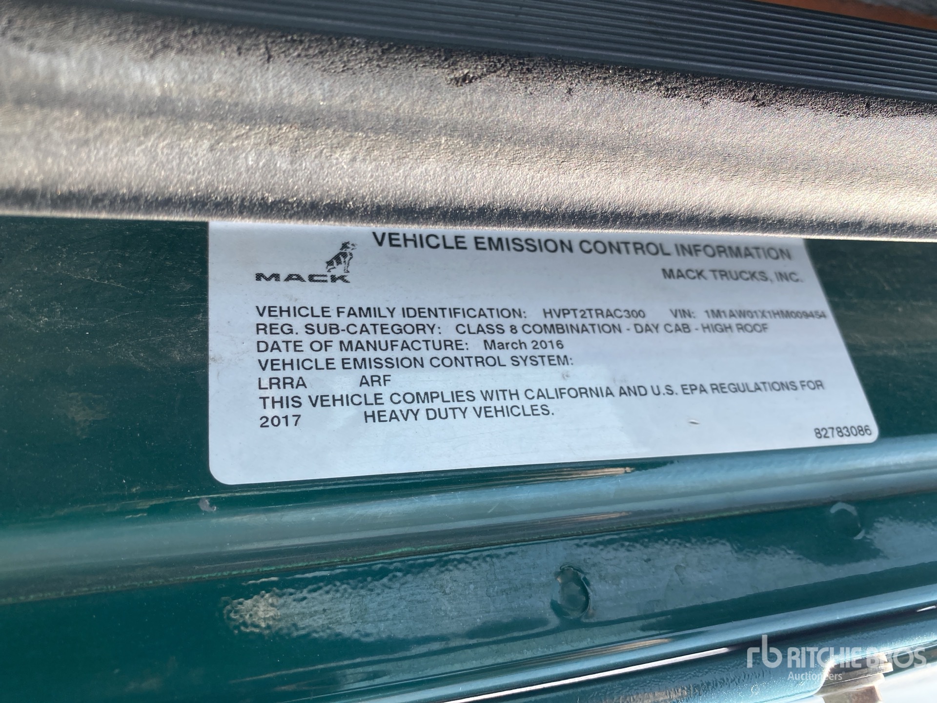 2017 Mack CXU612