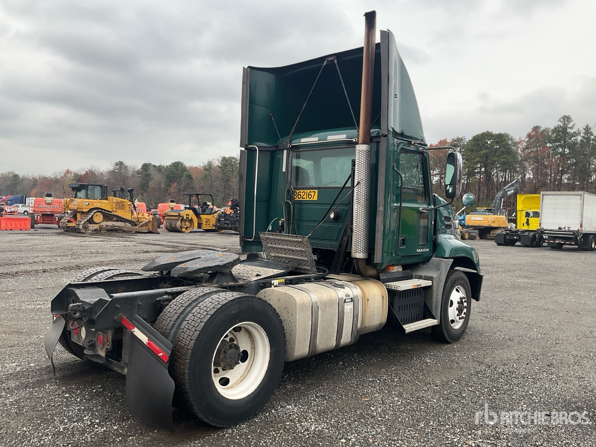 Aspect général with Image, coin arrière droit