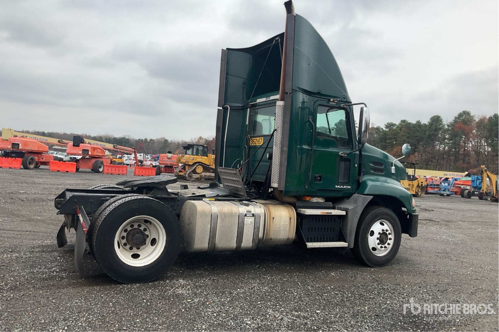 General Appearance with Imagen: esquina trasera derecha