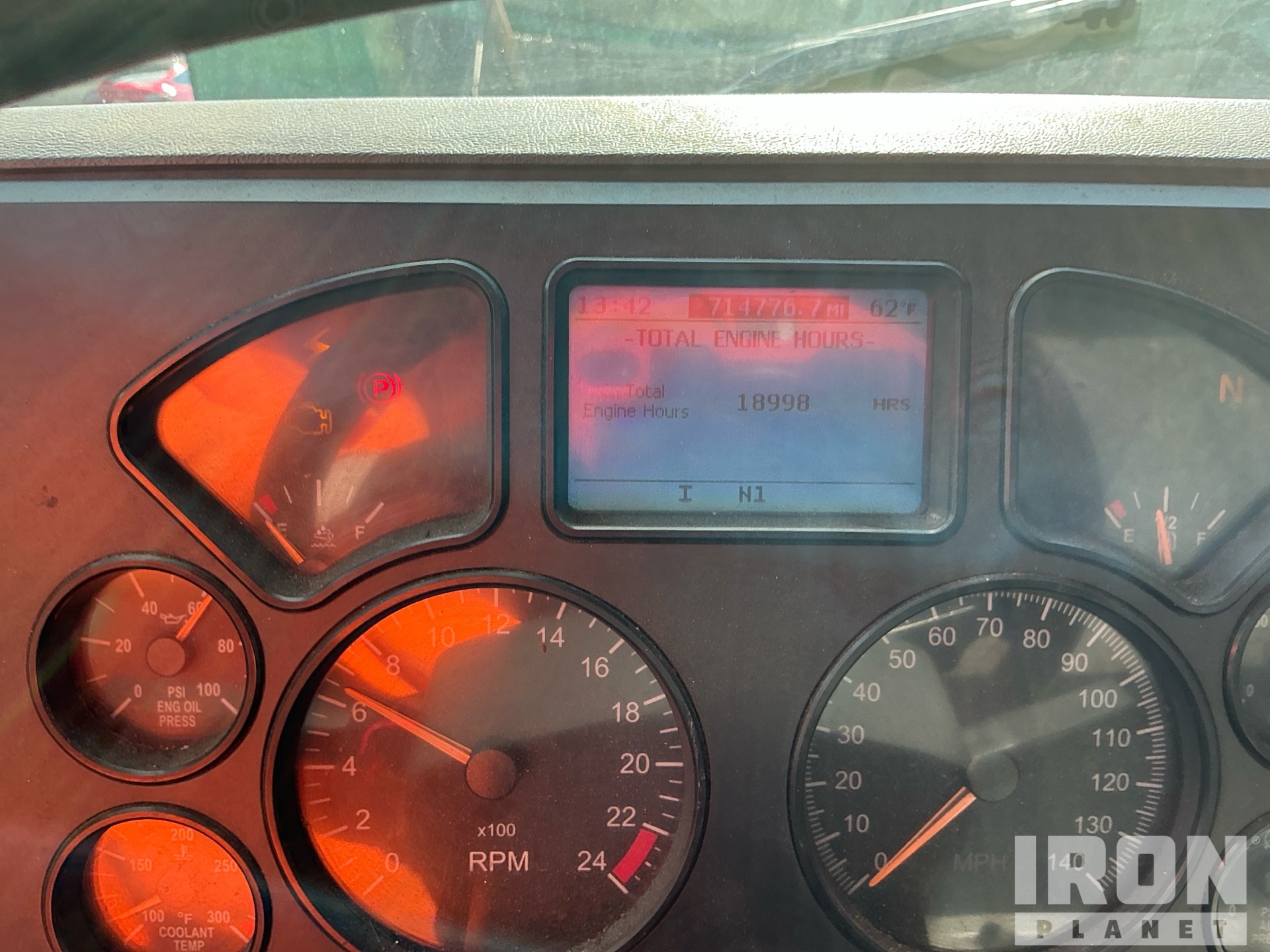 2016 Mack CXU612
