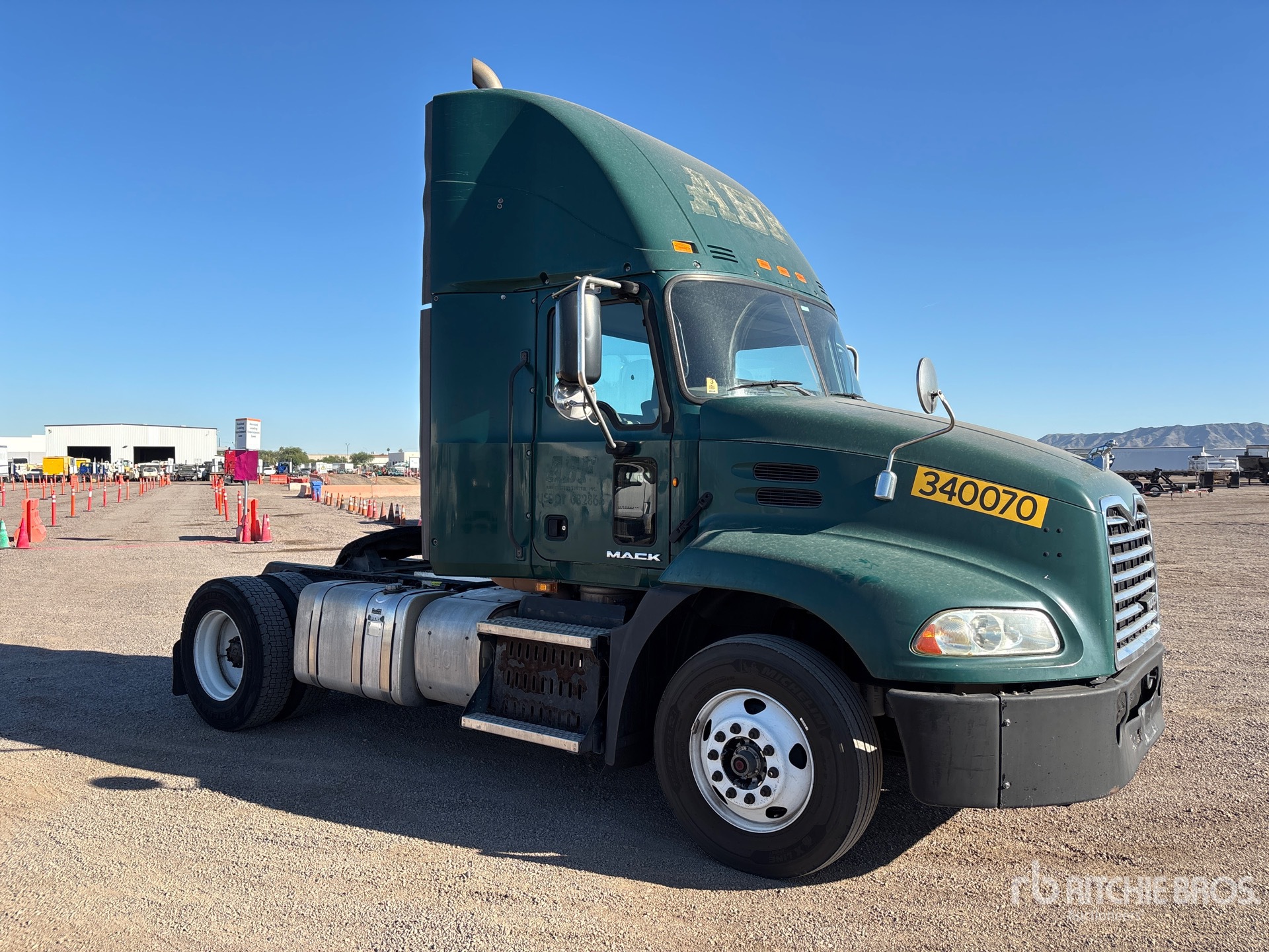 General Appearance with Zdjęcie, prawy górny róg