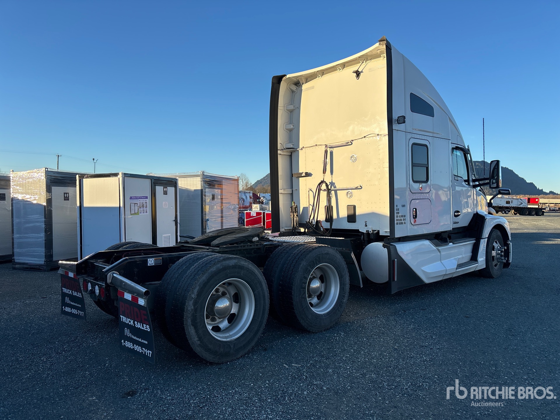 General Appearance with Picture, Right Rear Corner