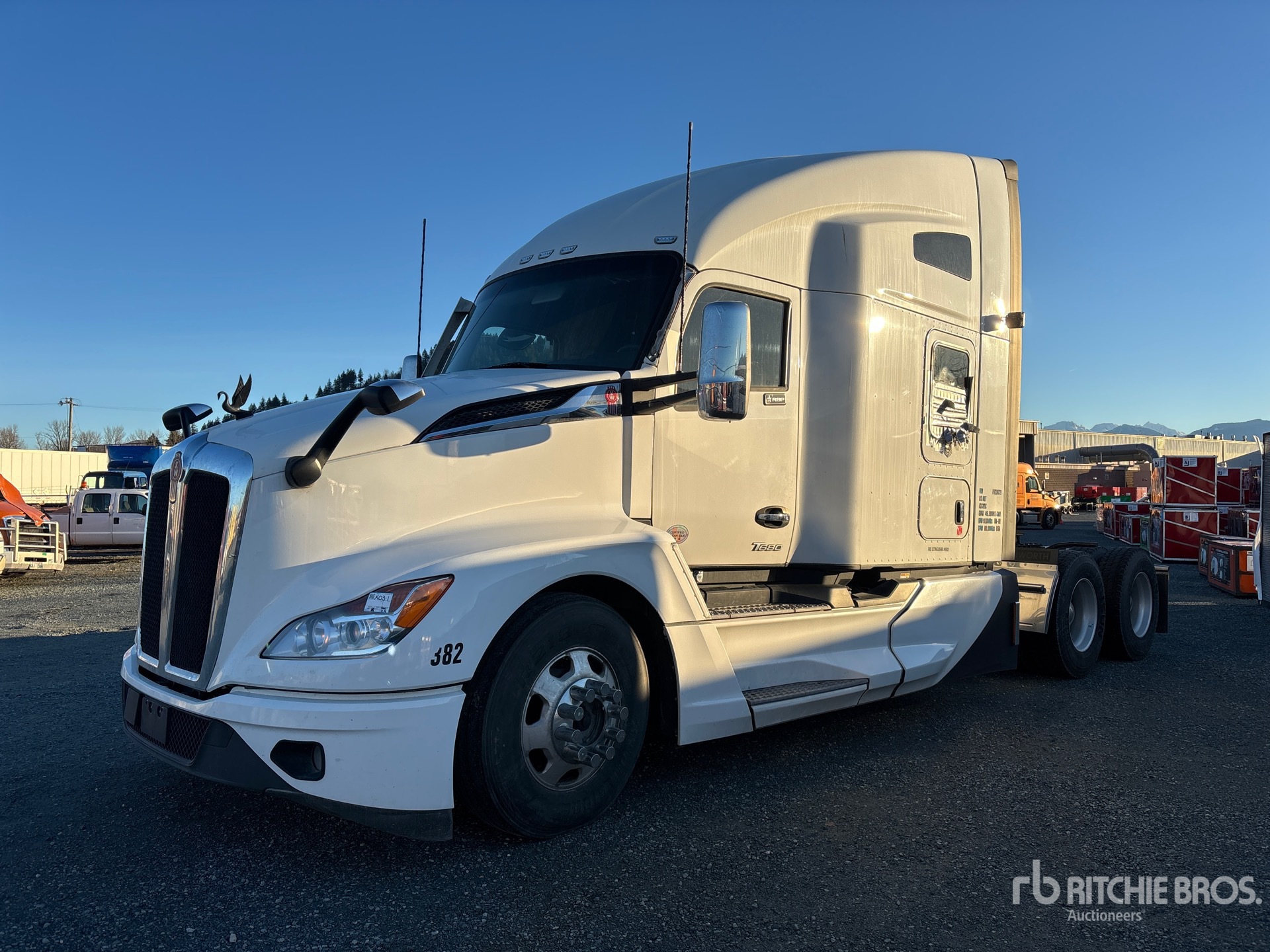 General Appearance with Picture, Left Front Corner