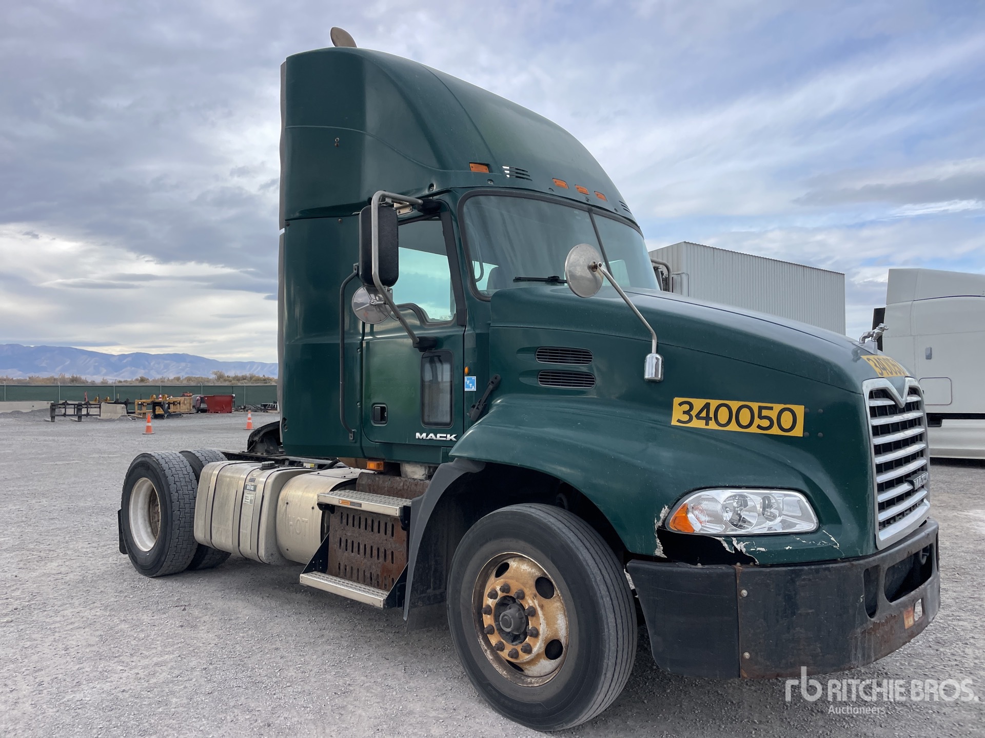 General Appearance with Imagen: esquina delantera derecha