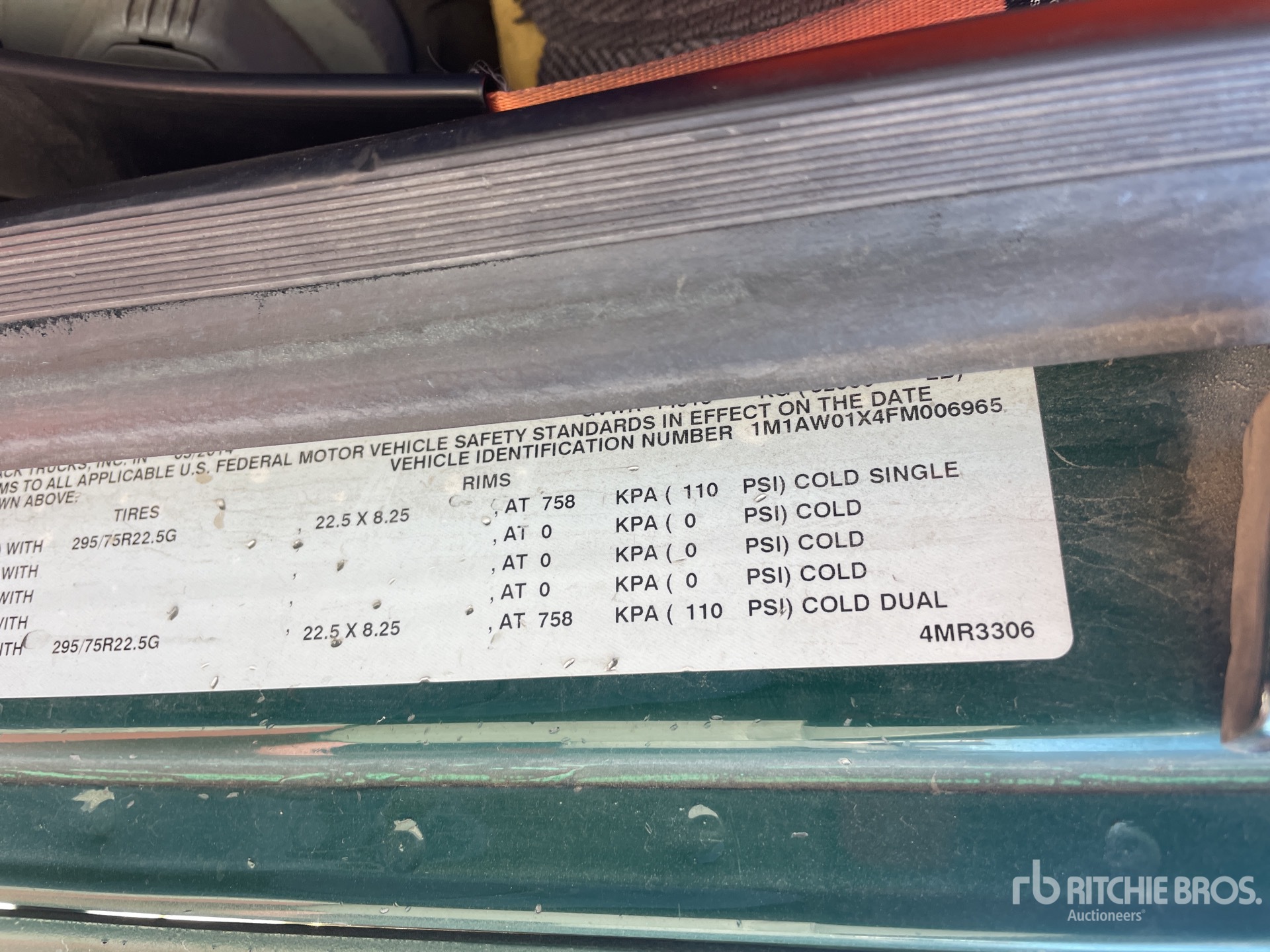 General Appearance with Seriennummer / FIN