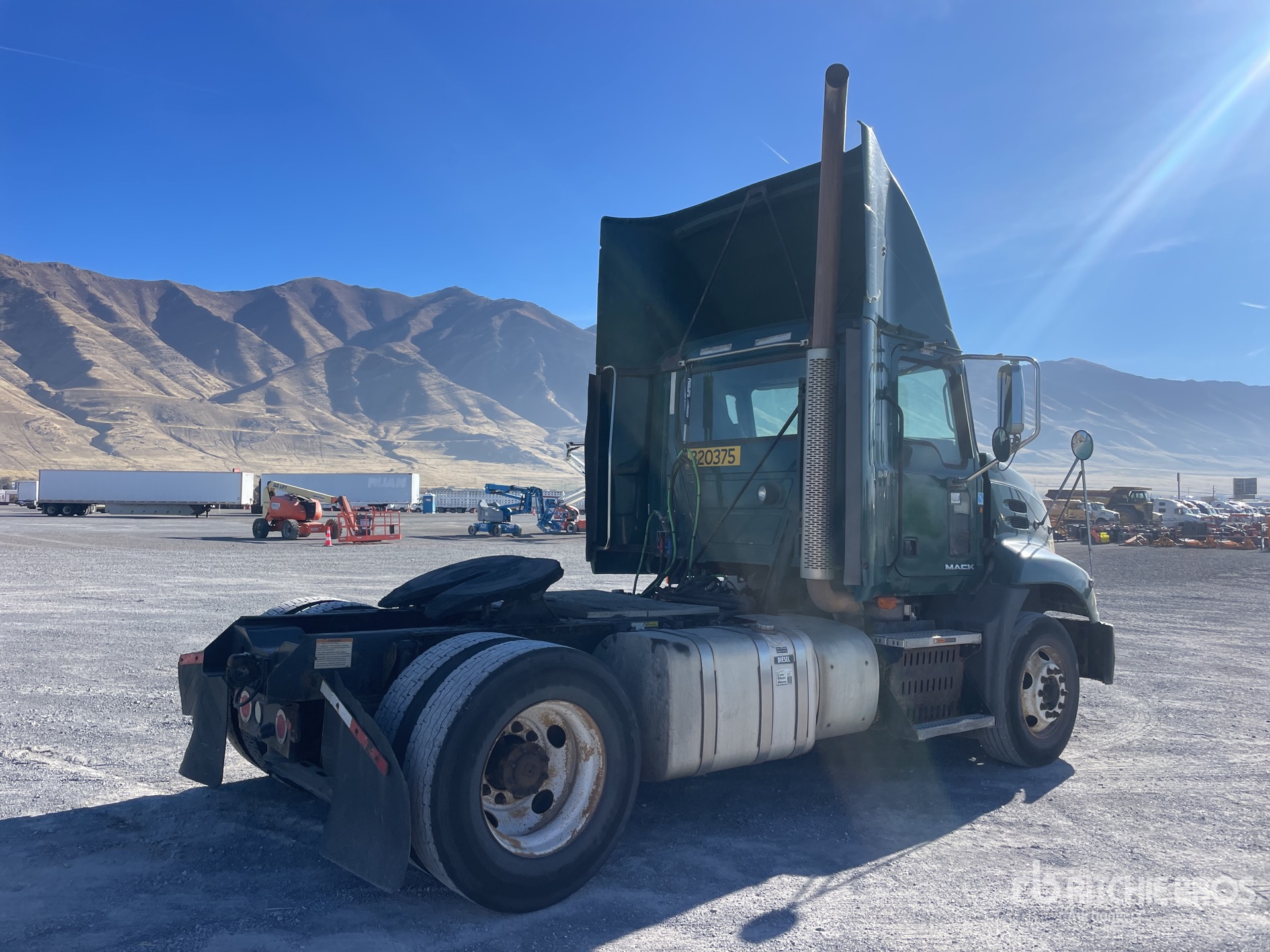 General Appearance with Bild, Ecke hinten rechts