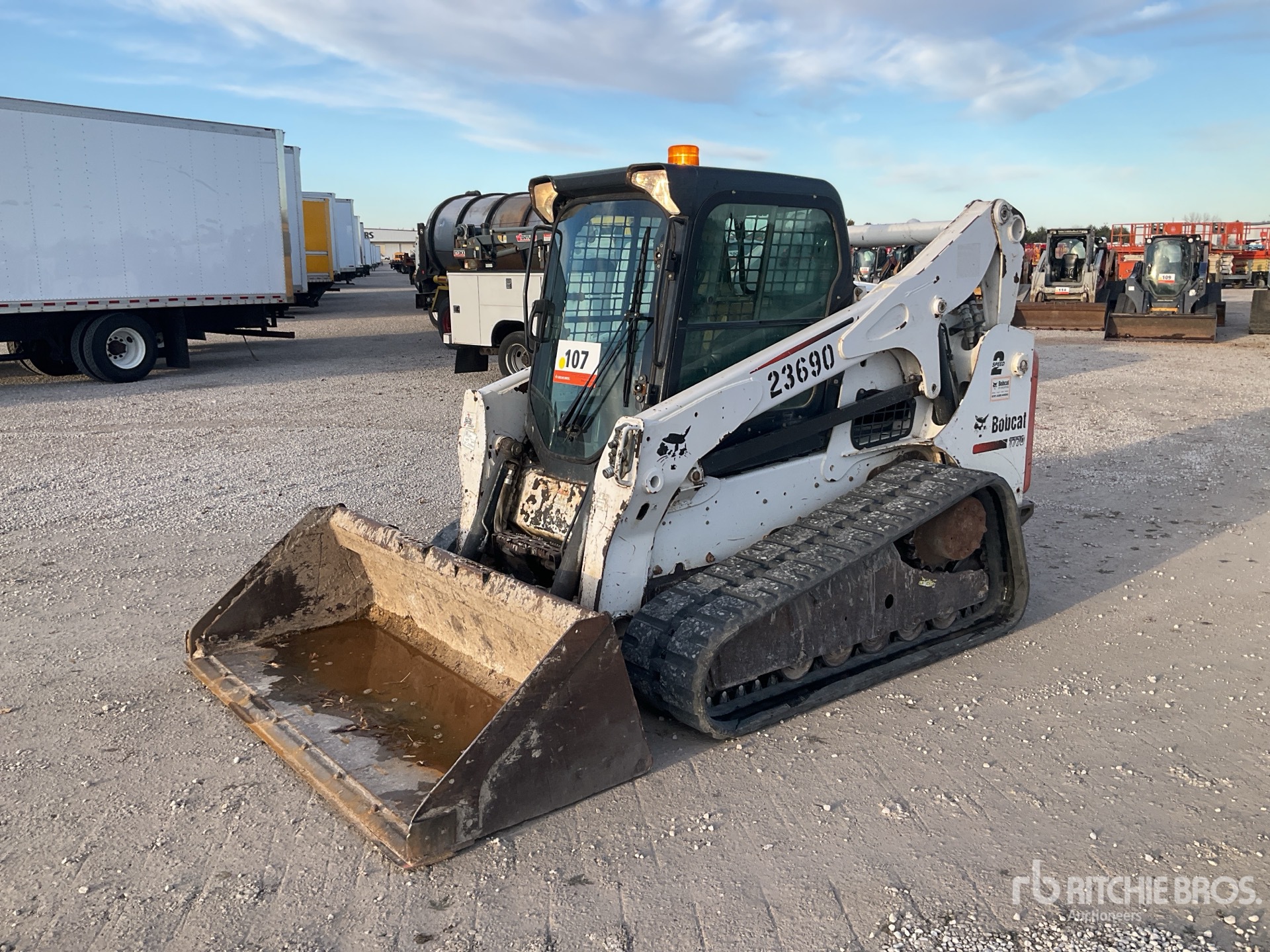 Aspect général with Image, coin avant gauche