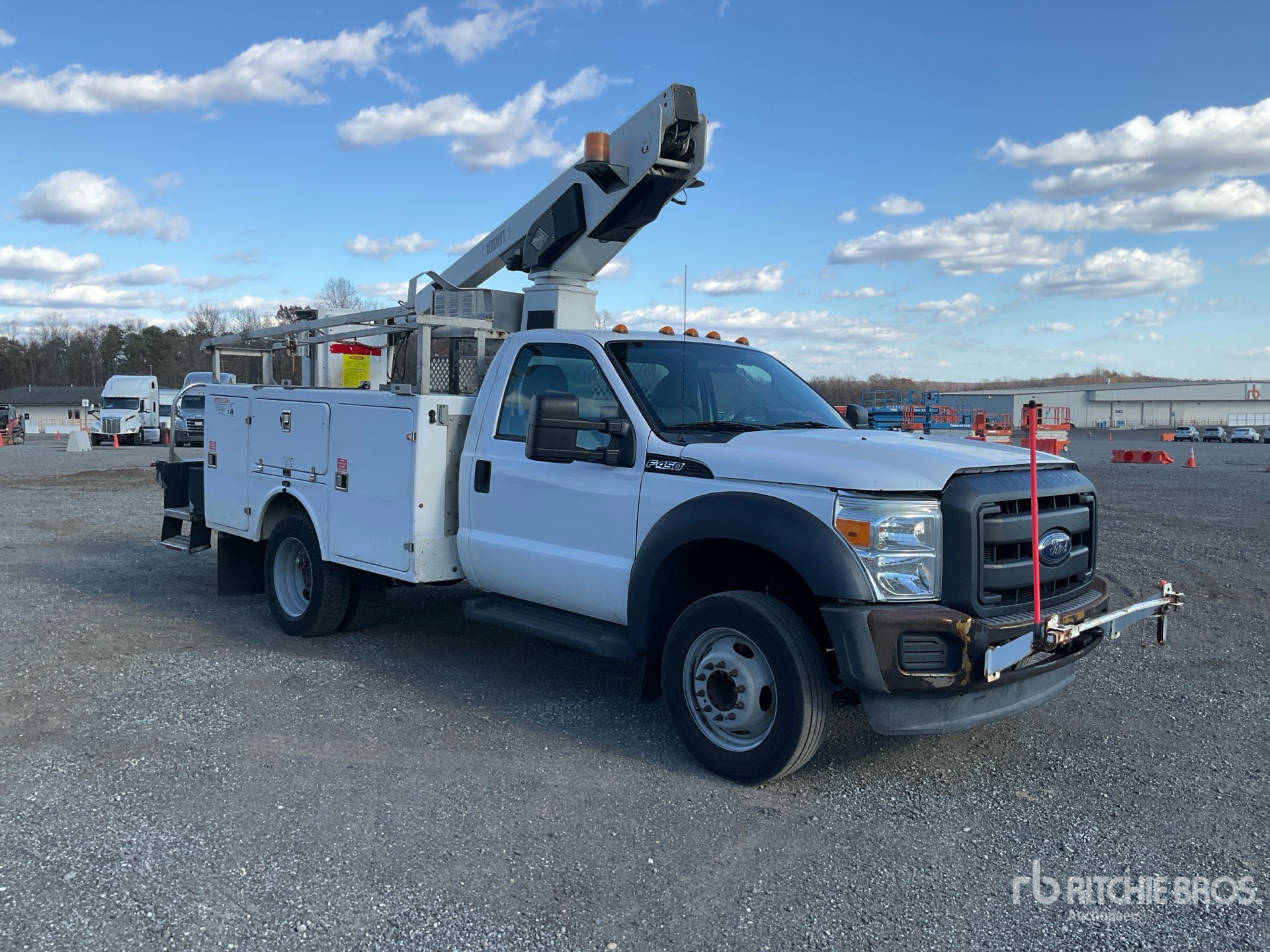 General Appearance with Foto, angolo anteriore destro