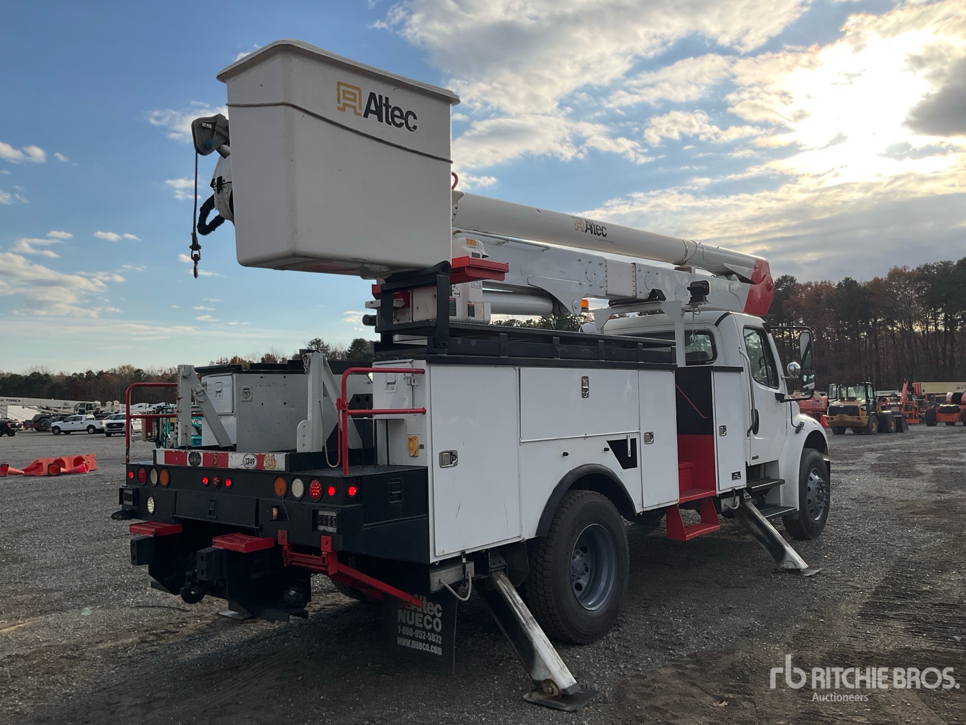 General Appearance with Image, coin arrière droit