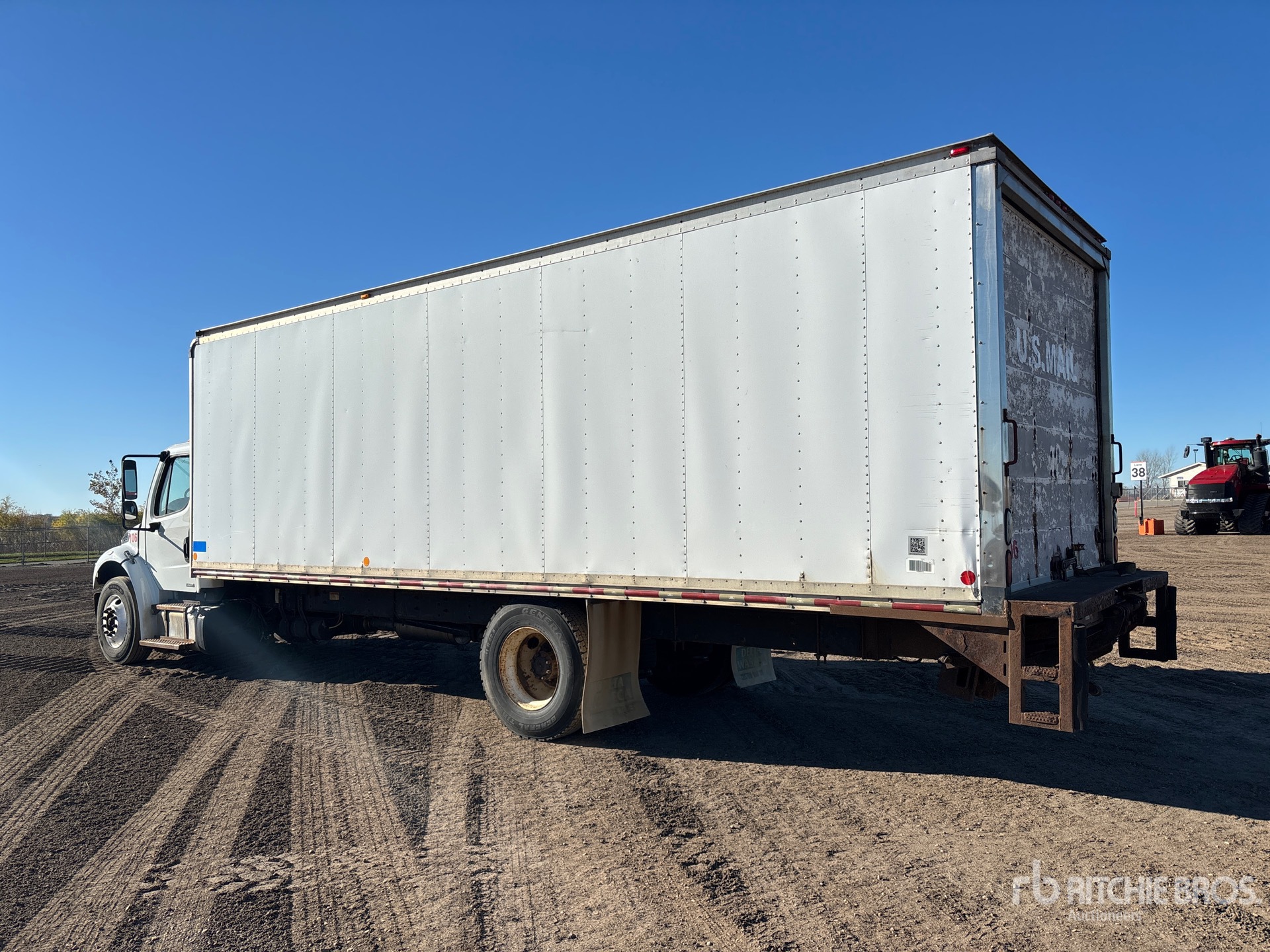 General Appearance with Bild, Ecke hinten links