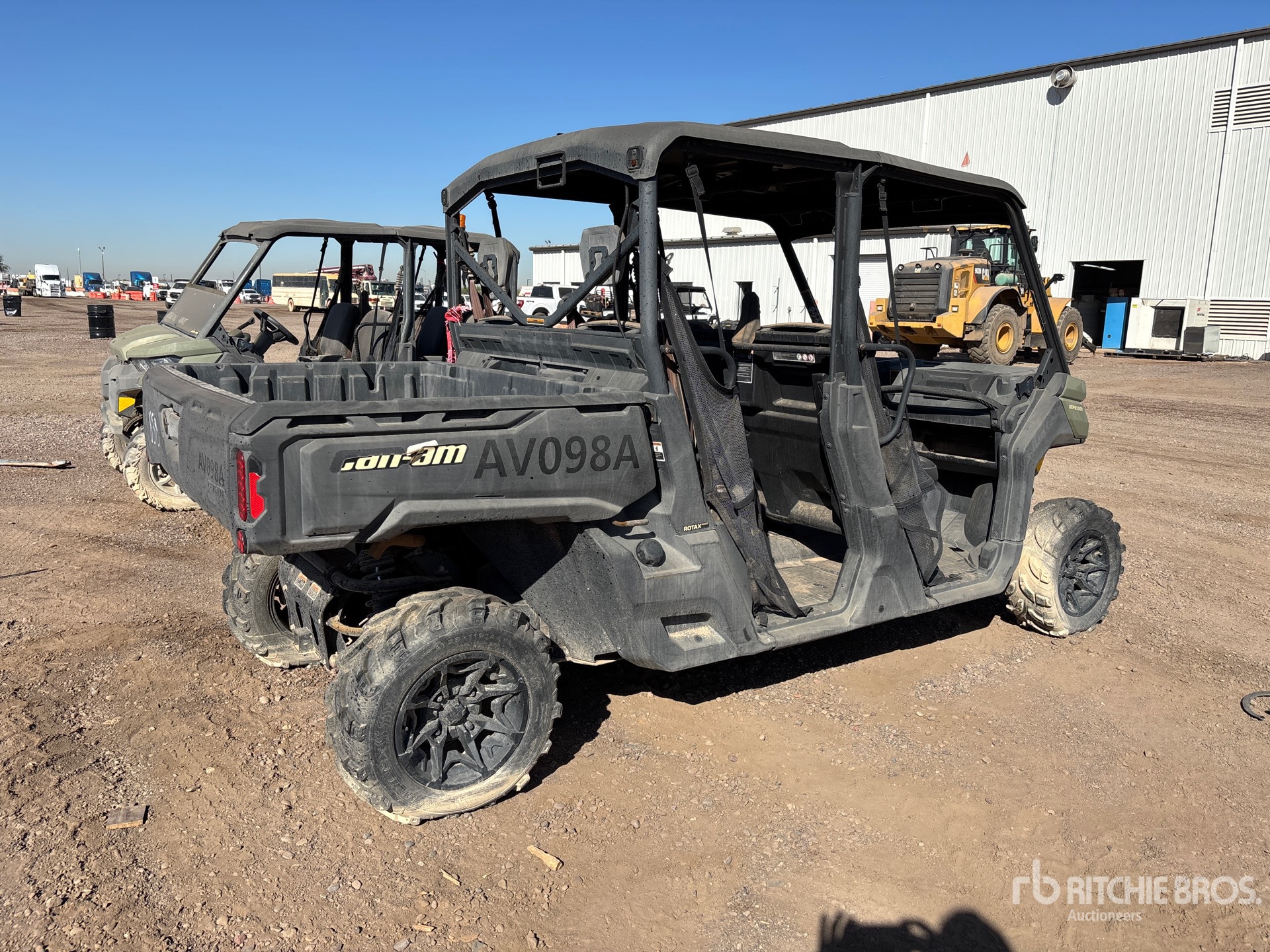 General Appearance with Picture, Right Rear Corner