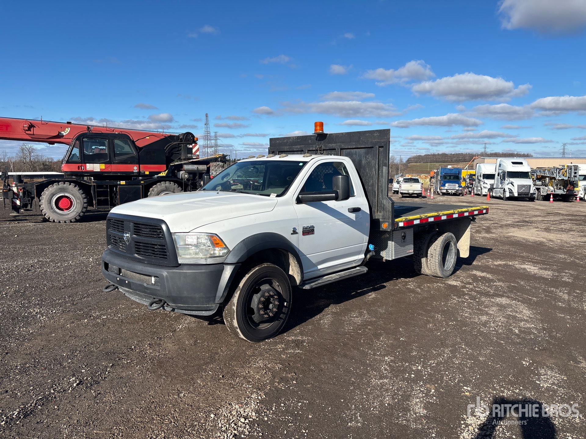 Aspect général with Image, coin avant gauche