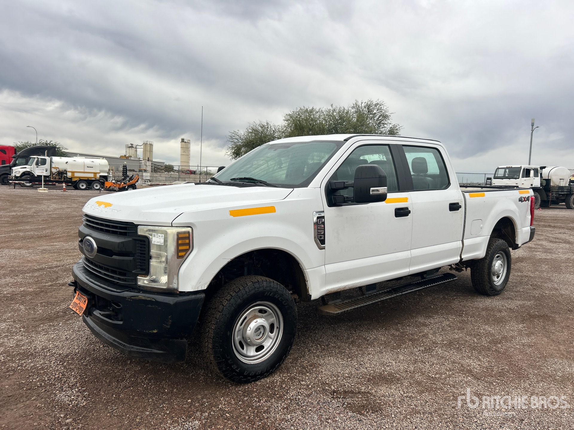 General Appearance with Featured Photo