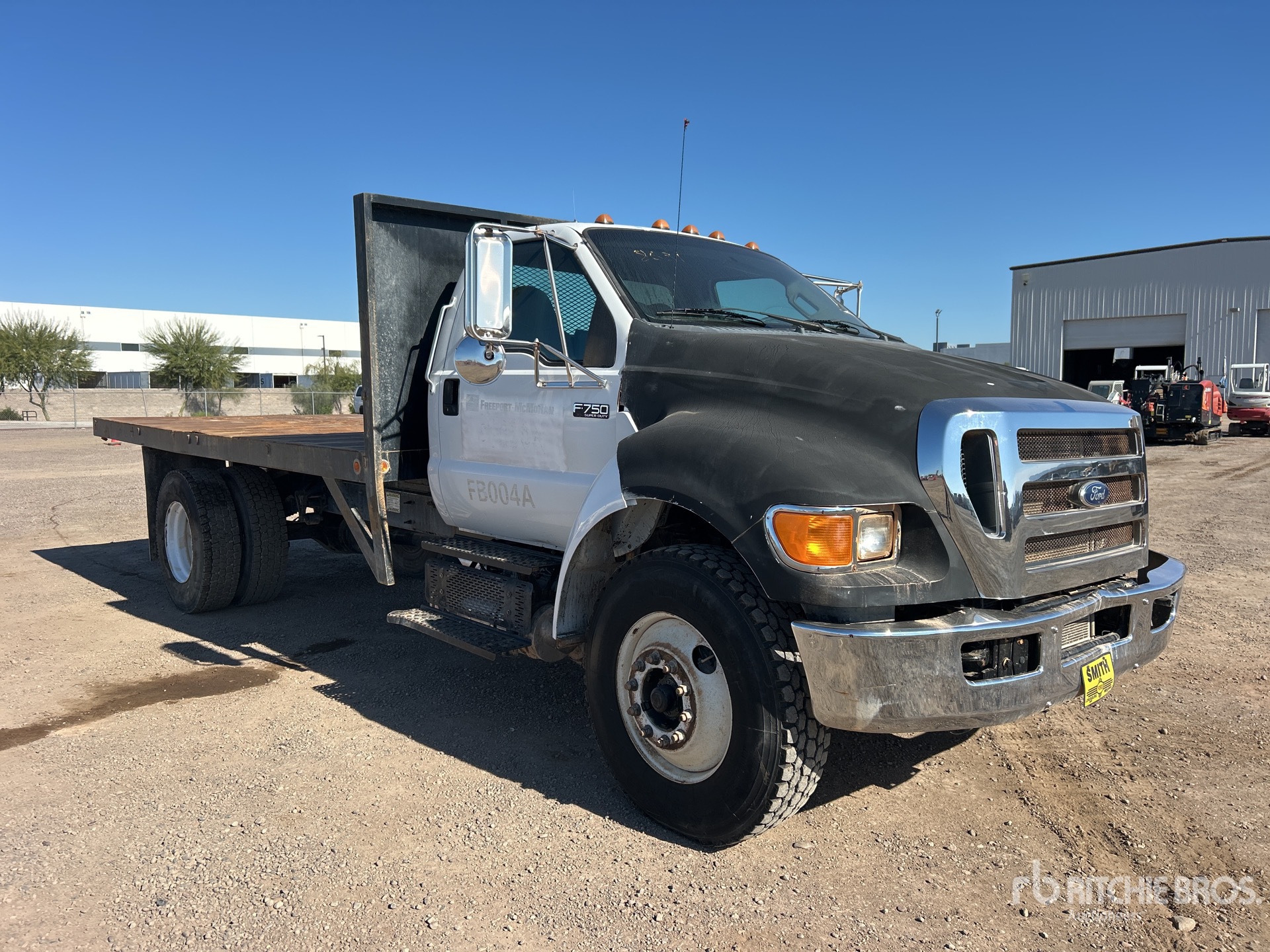 Aspect général with Image, coin avant droit