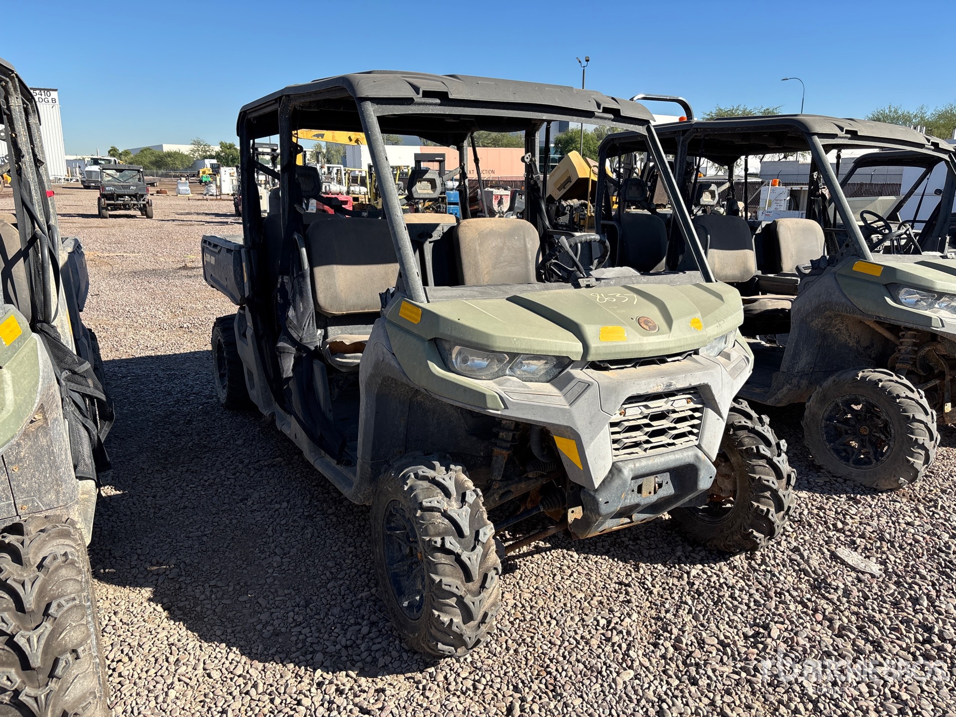 General Appearance with Picture, Right Front Corner