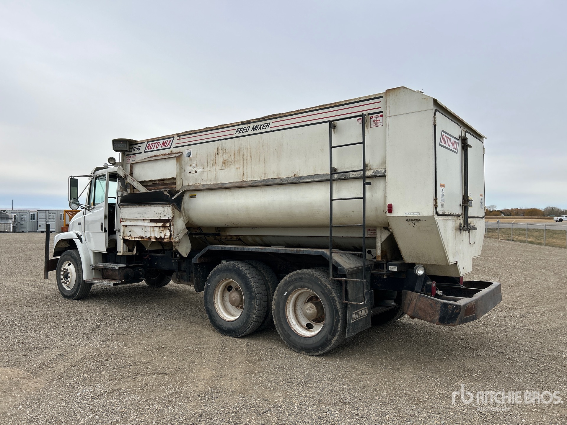 General Appearance with Imagen: esquina trasera izquierda