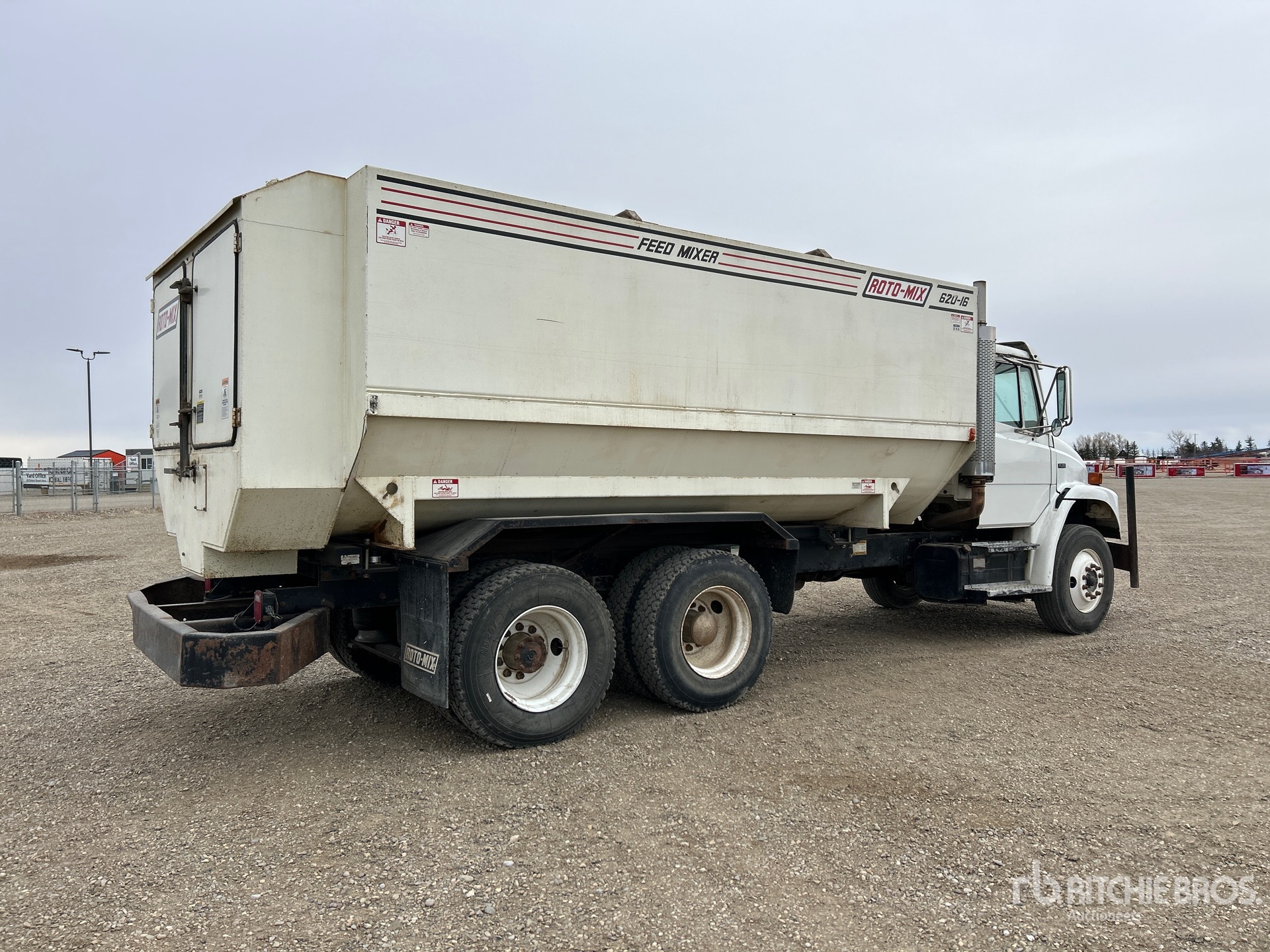 General Appearance with Imagen: esquina trasera derecha