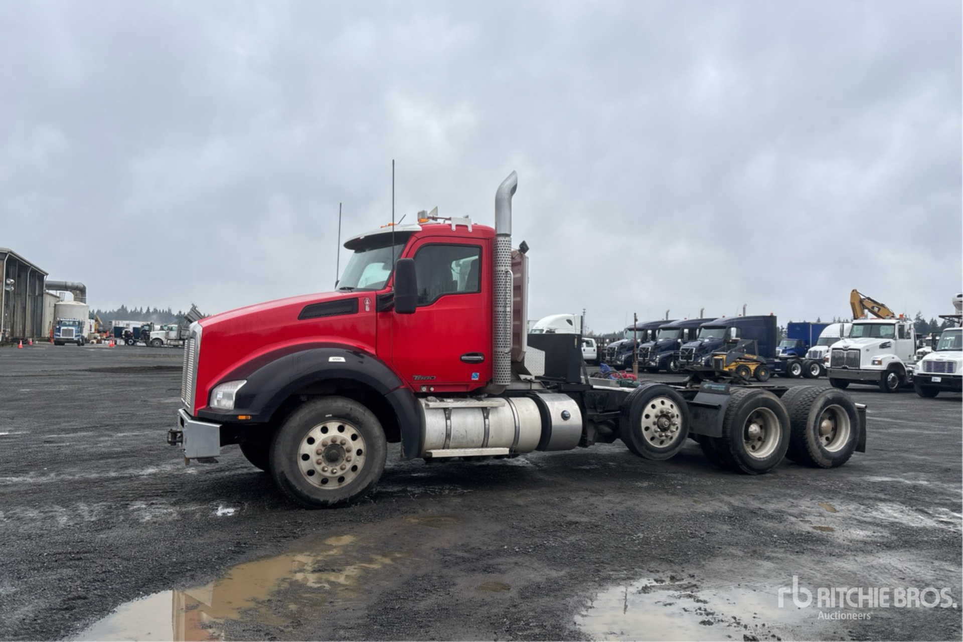 General Appearance with Picture, Left Front Corner