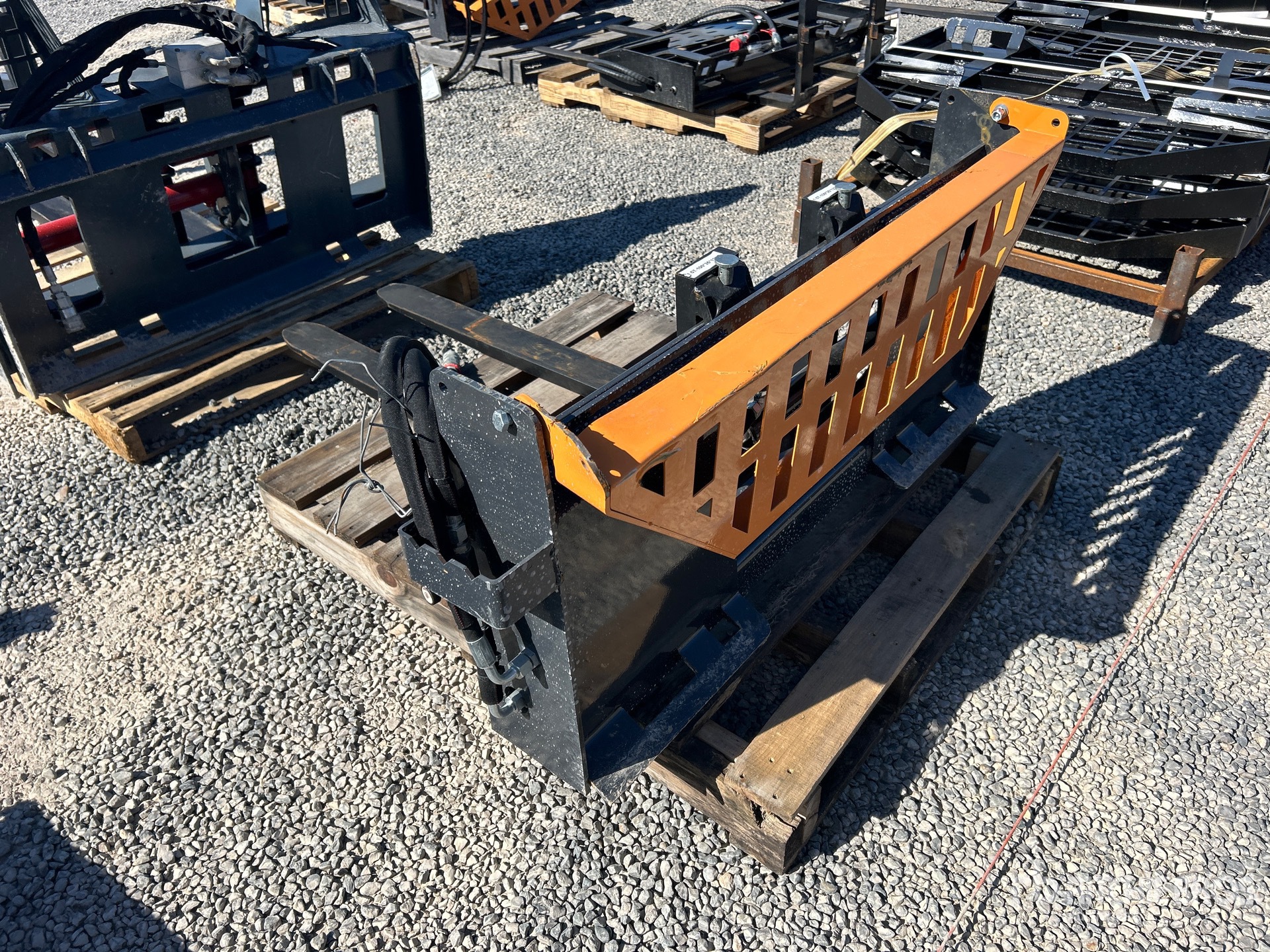 Aspect général with Image, coin arrière gauche