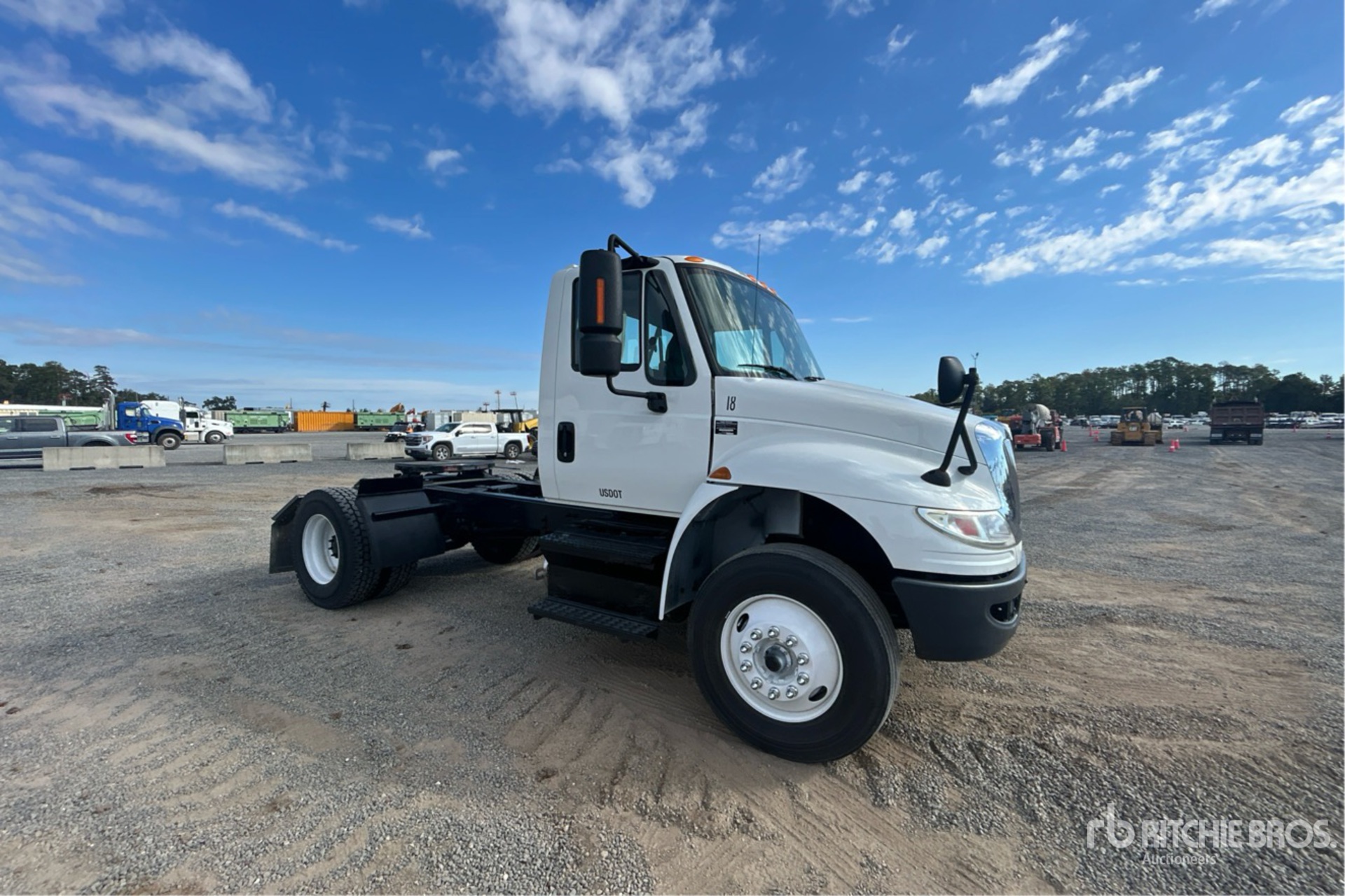 General Appearance with Image, coin avant droit