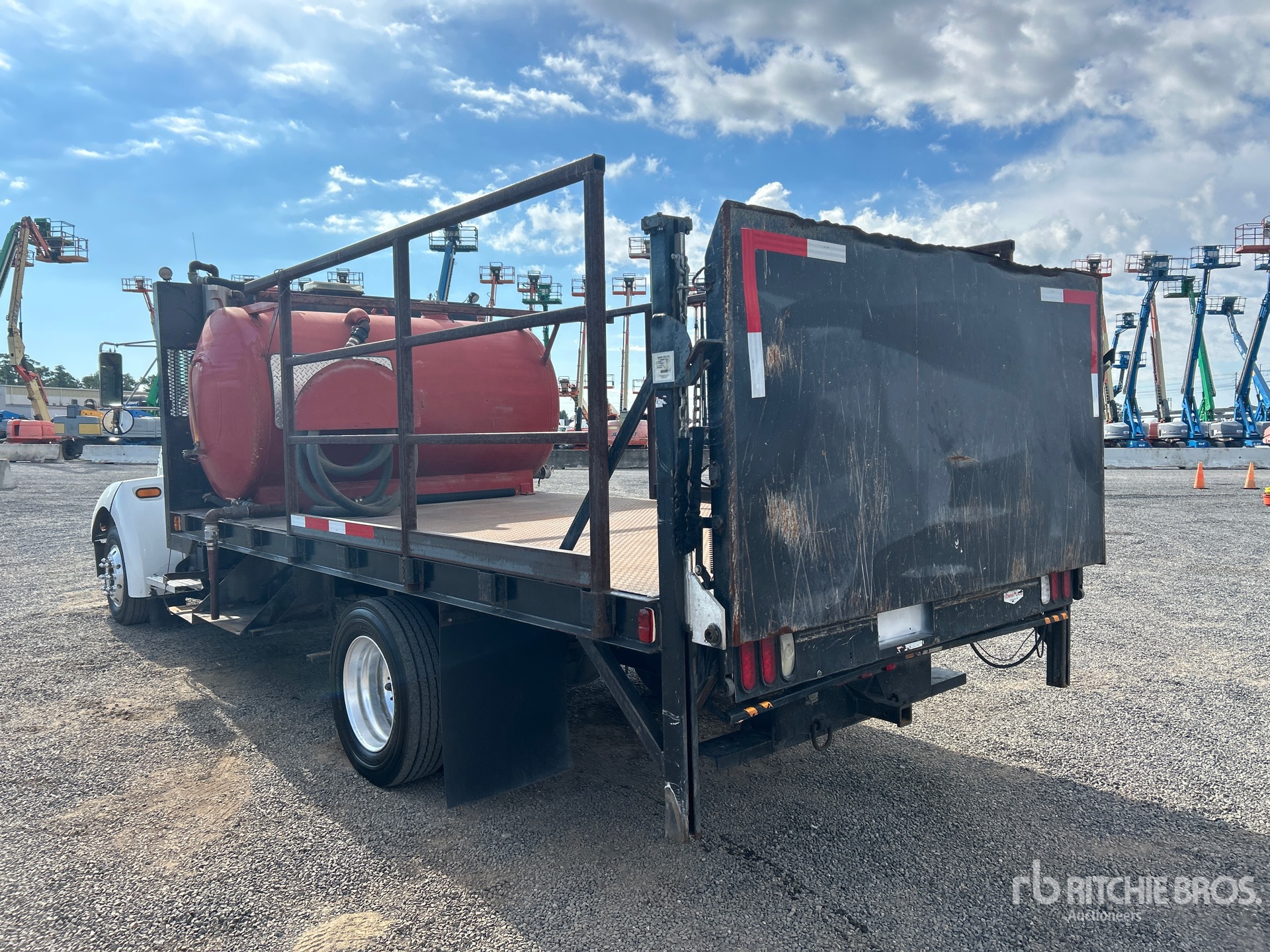 General Appearance with Zdjęcie, lewy dolny róg