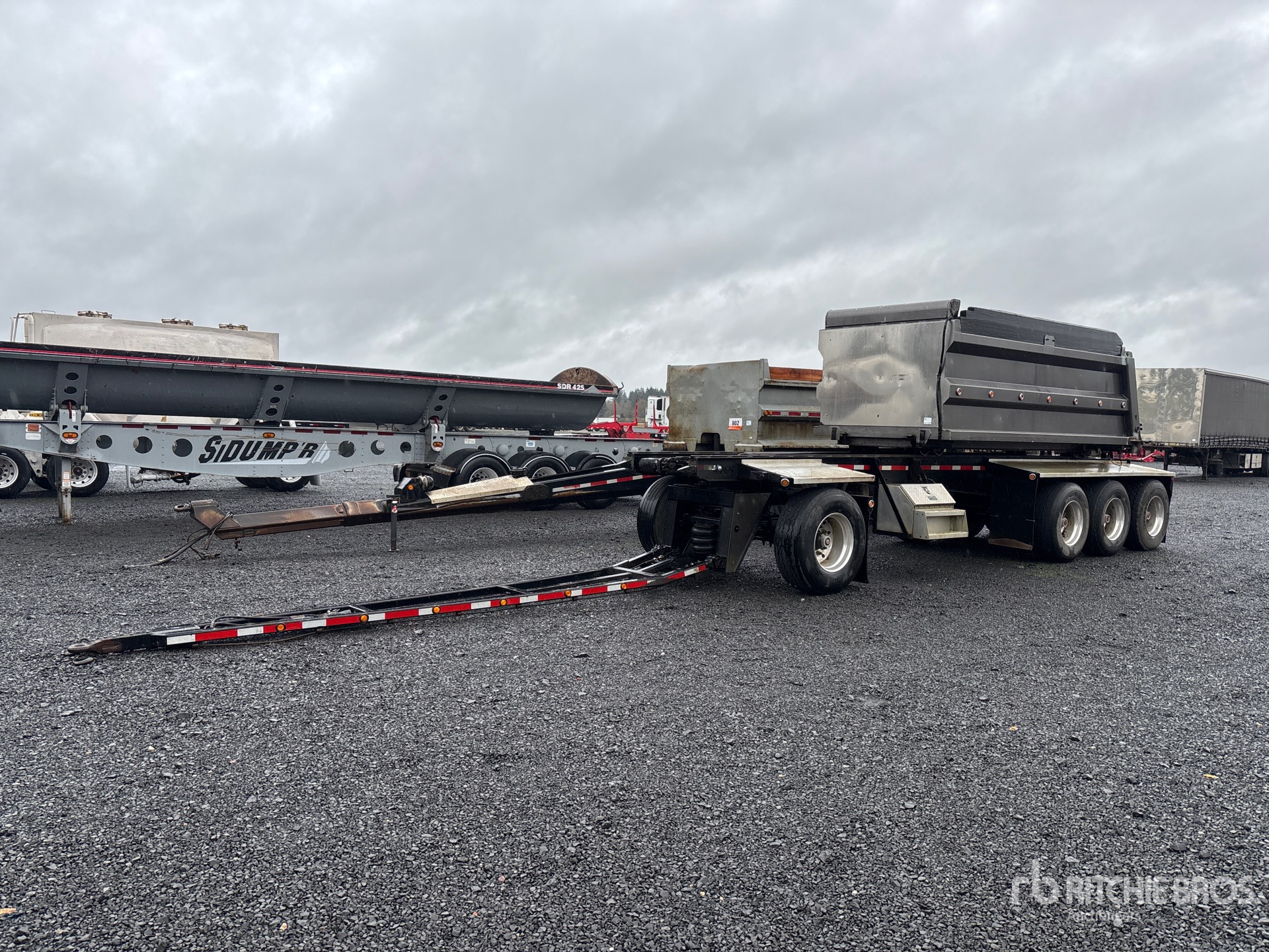 General Appearance with Featured Photo