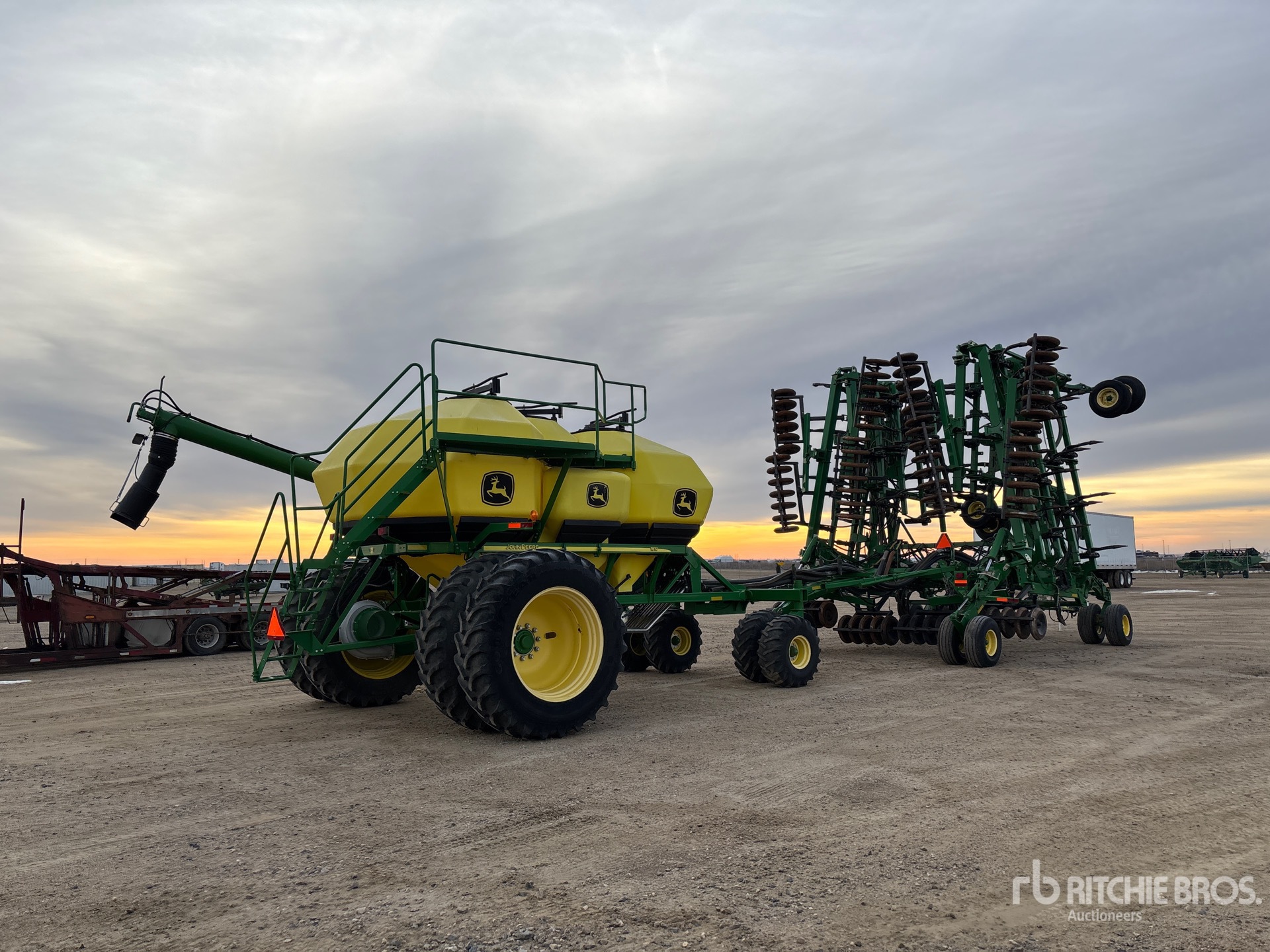 General Appearance with Image, coin arrière droit