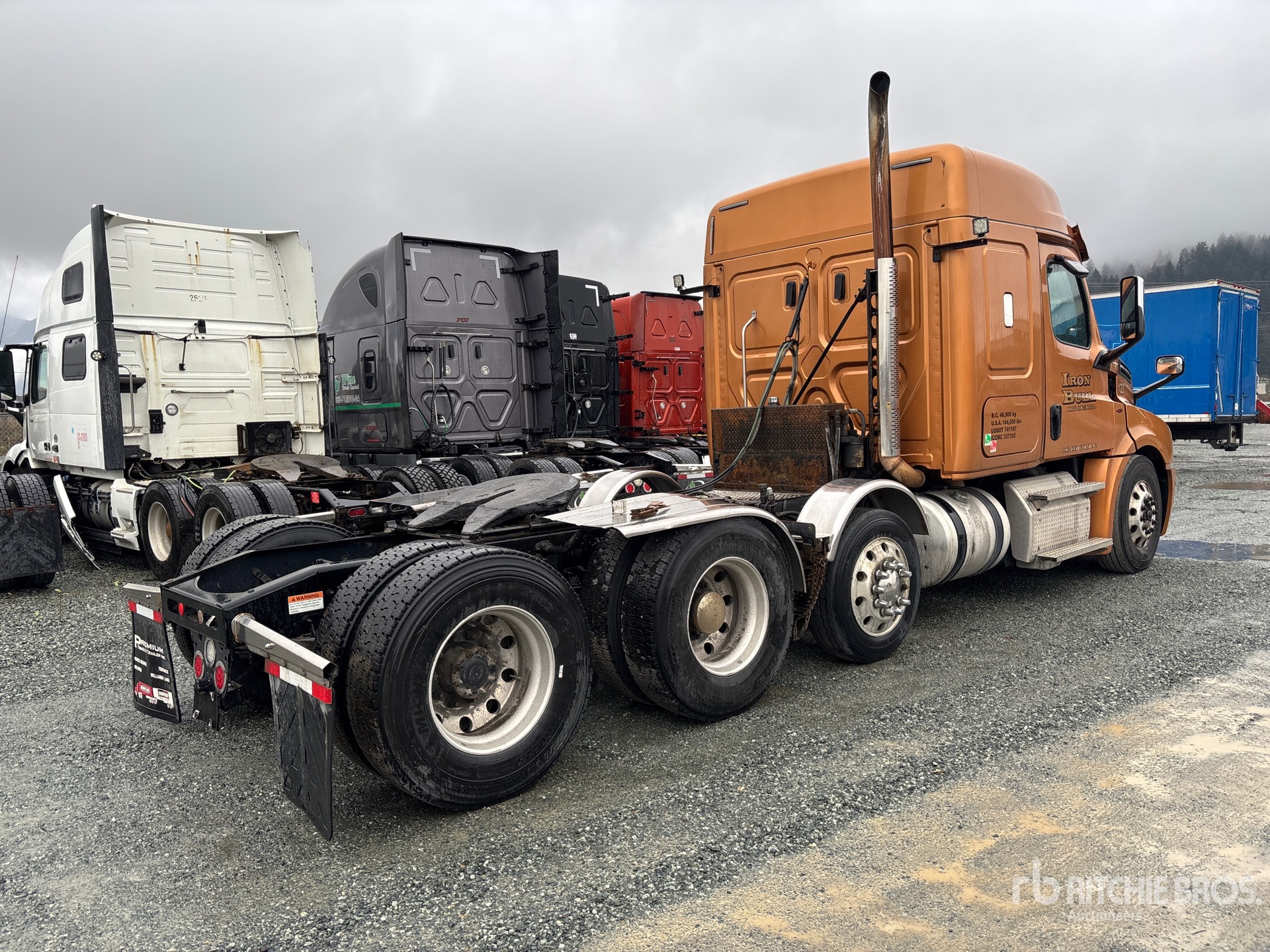 General Appearance with Imagen: esquina trasera derecha