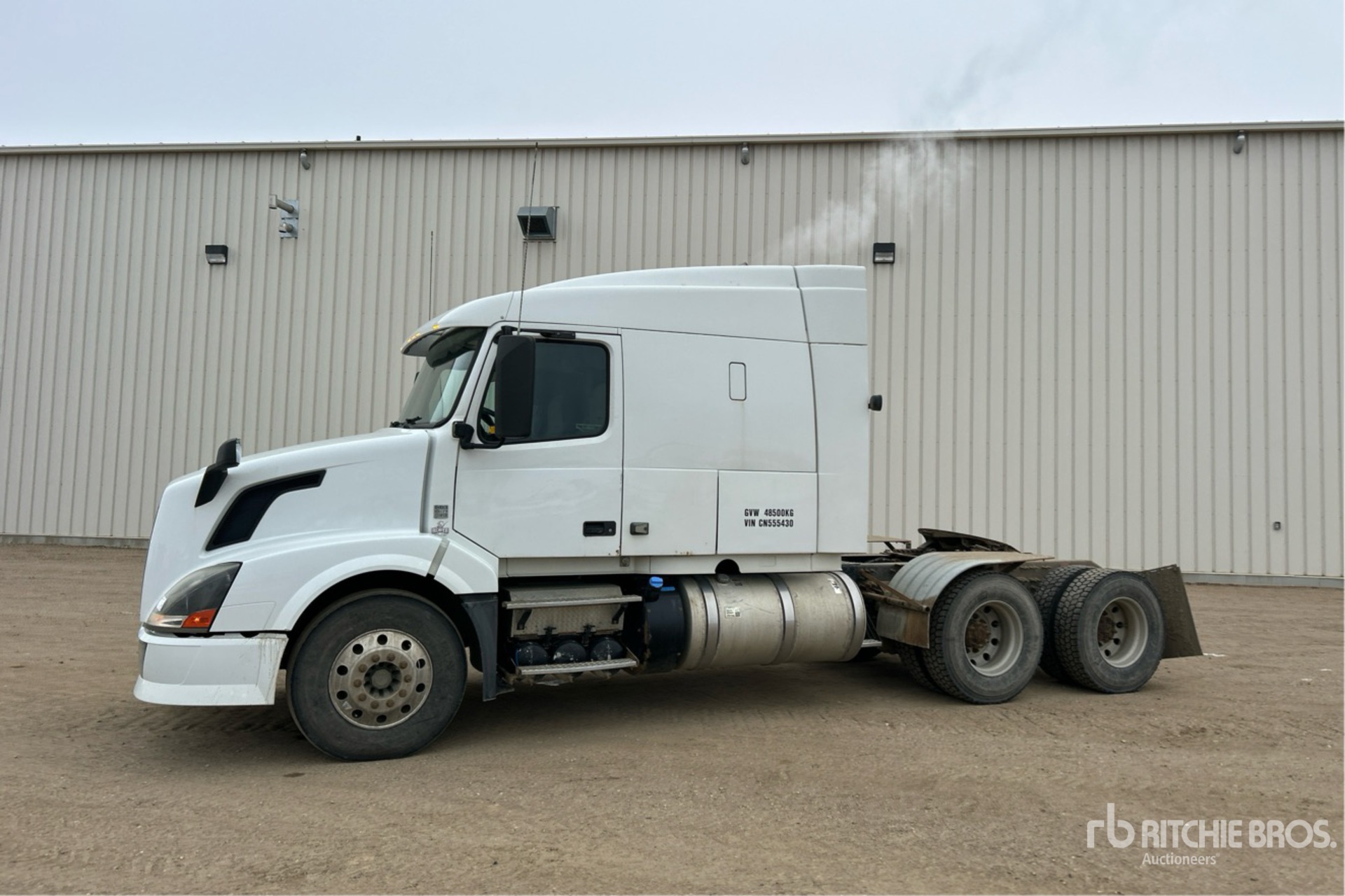 General Appearance with Picture, Left Front Corner