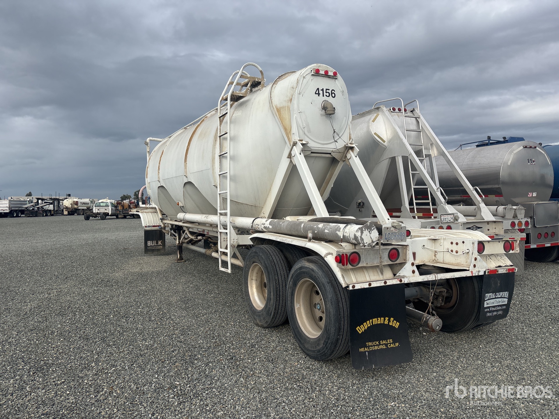 General Appearance with Imagen: esquina trasera izquierda