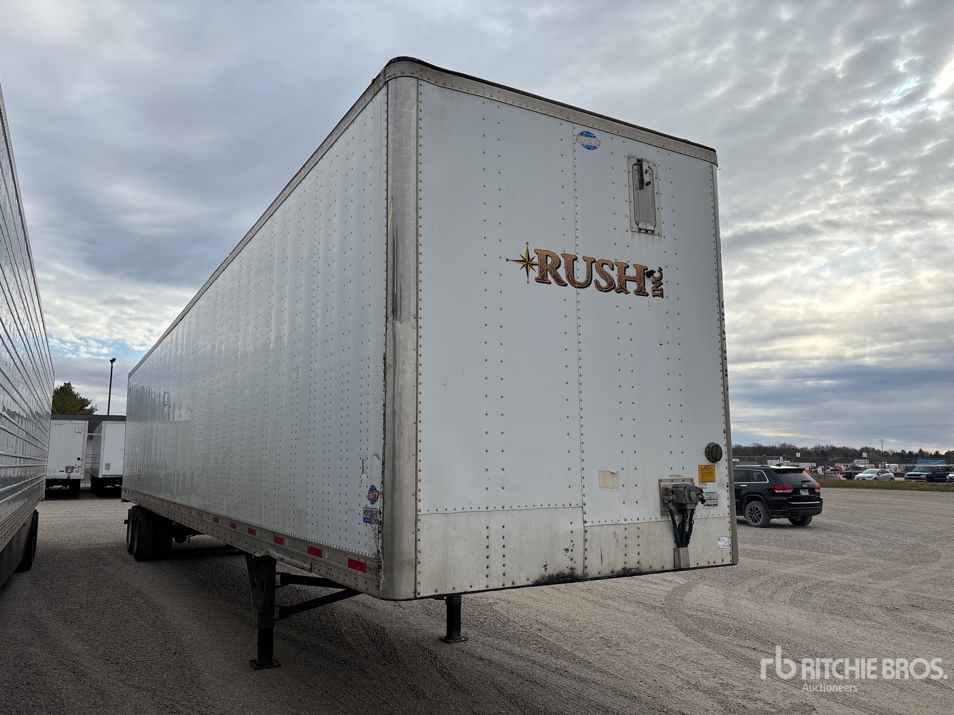 General Appearance with Image, coin avant droit