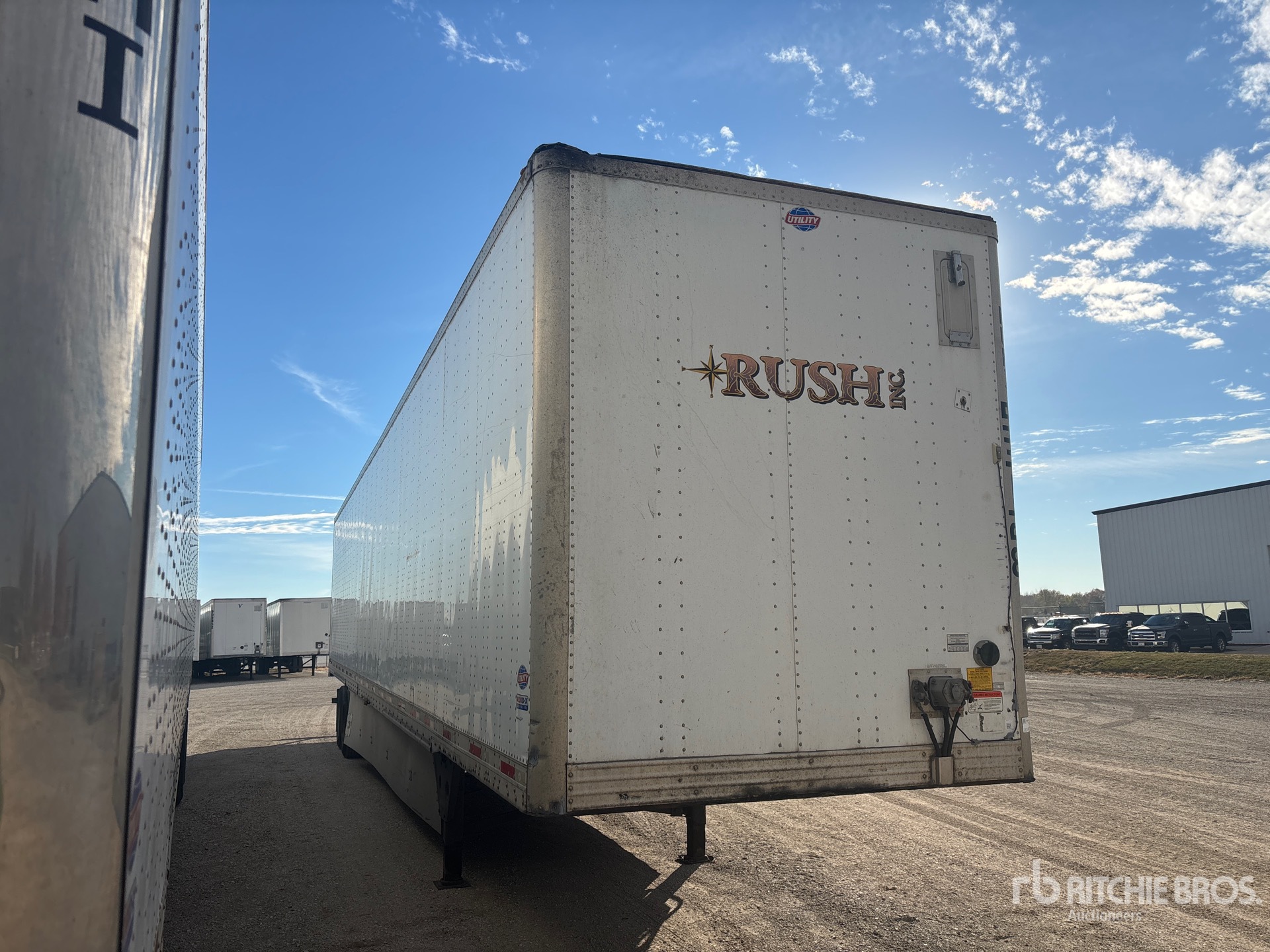 General Appearance with Bild, Ecke vorne rechts