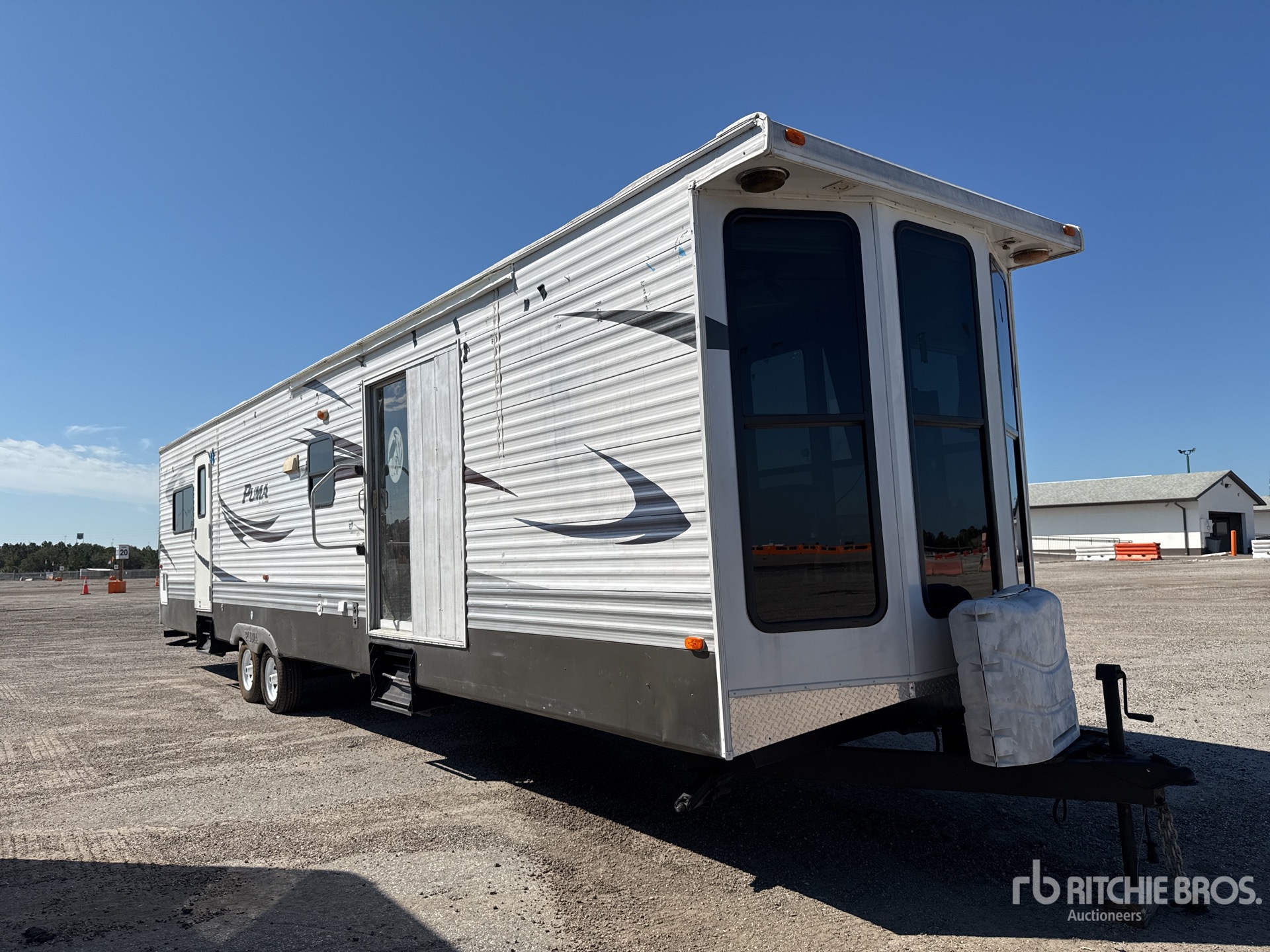 Aspect général with Image, coin avant gauche