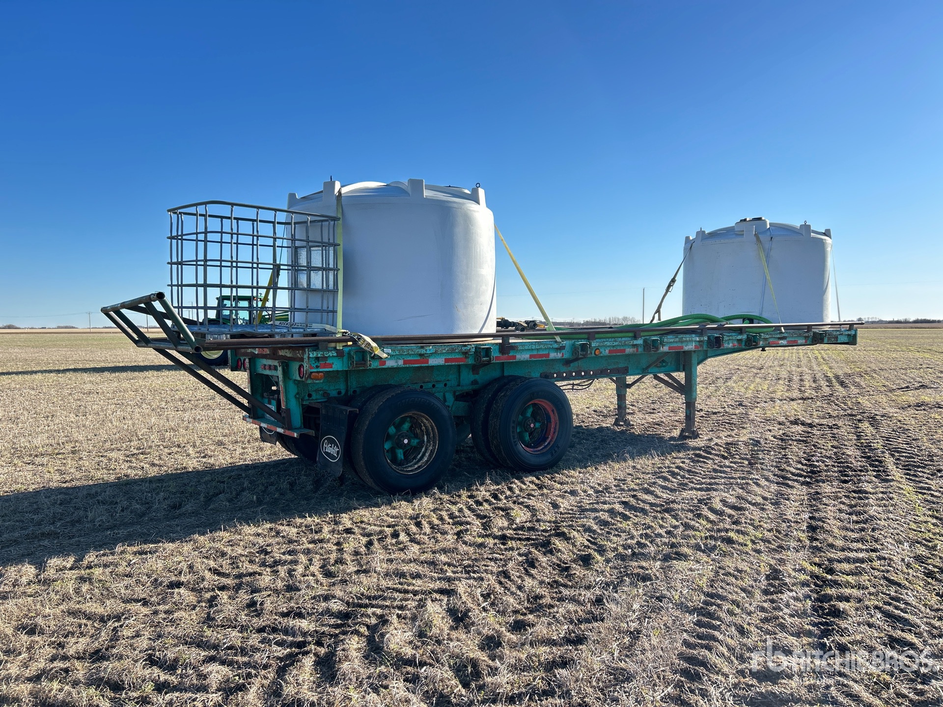 General Appearance with Bild, Ecke hinten rechts