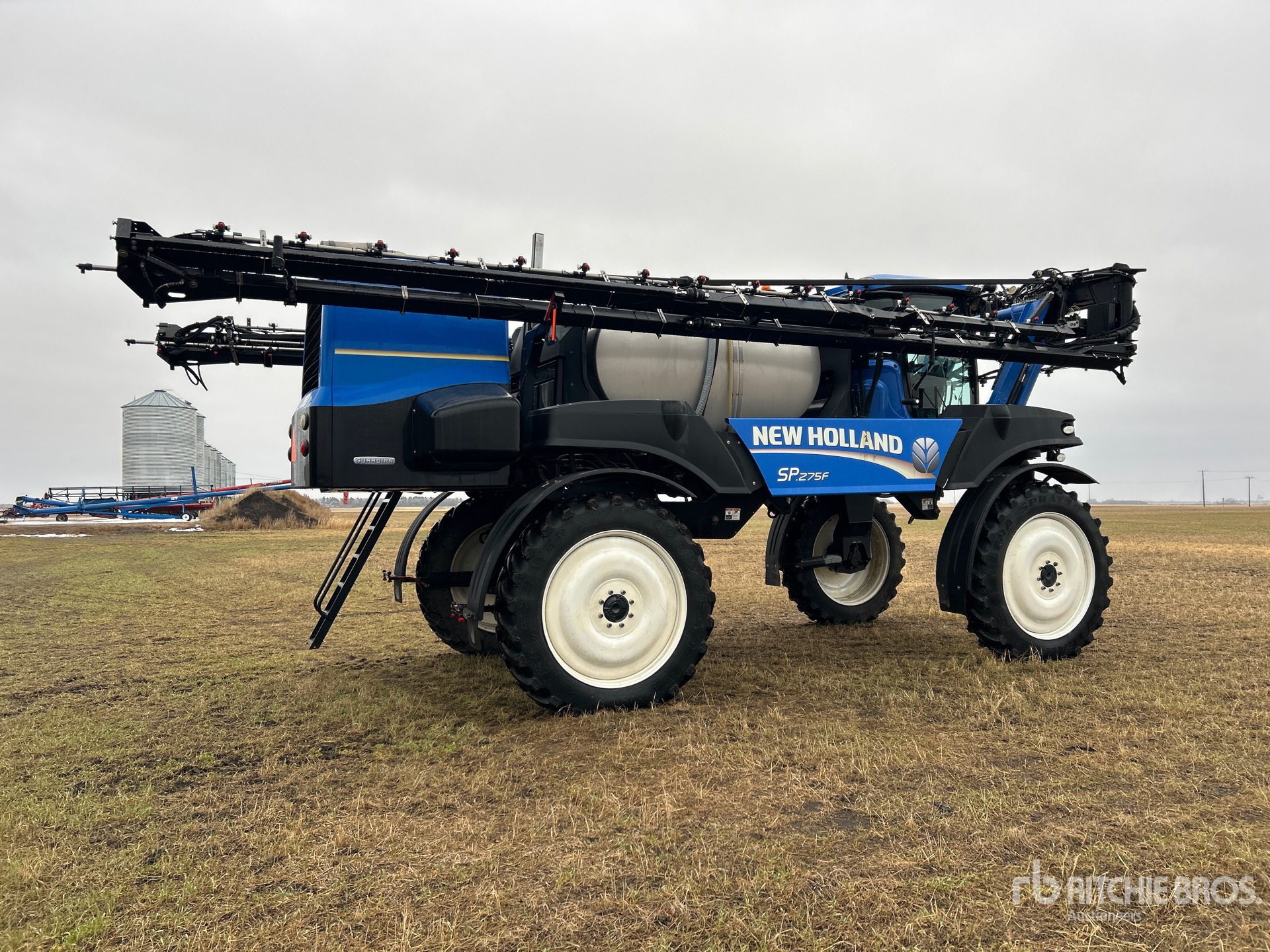 General Appearance with Bild, Ecke hinten rechts