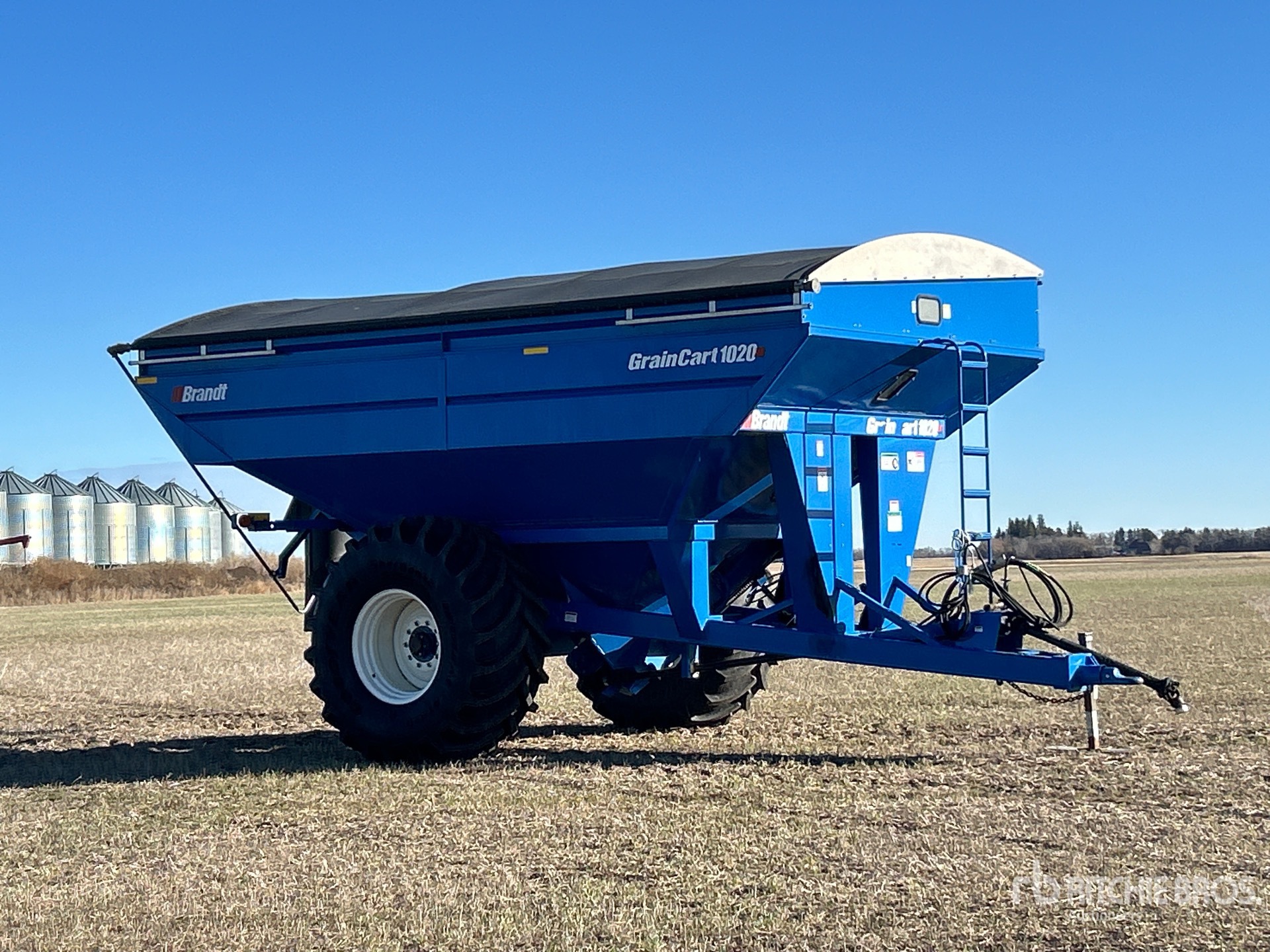 General Appearance with Bild, Ecke vorne rechts