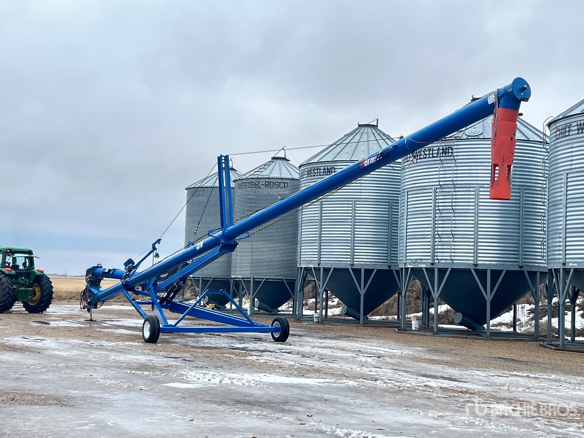 General Appearance with Bild, Ecke hinten links