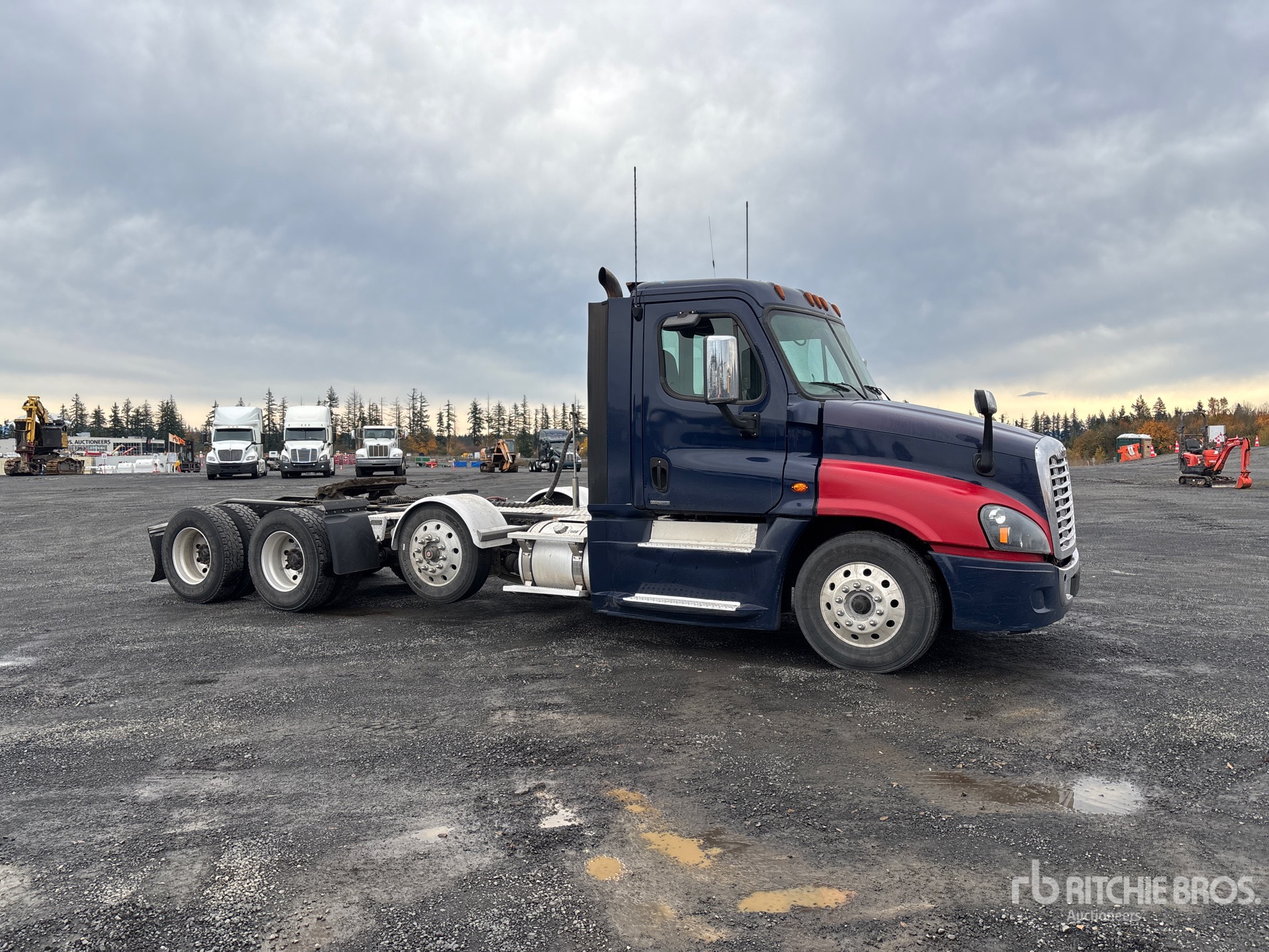 Aspect général with Image, coin avant droit