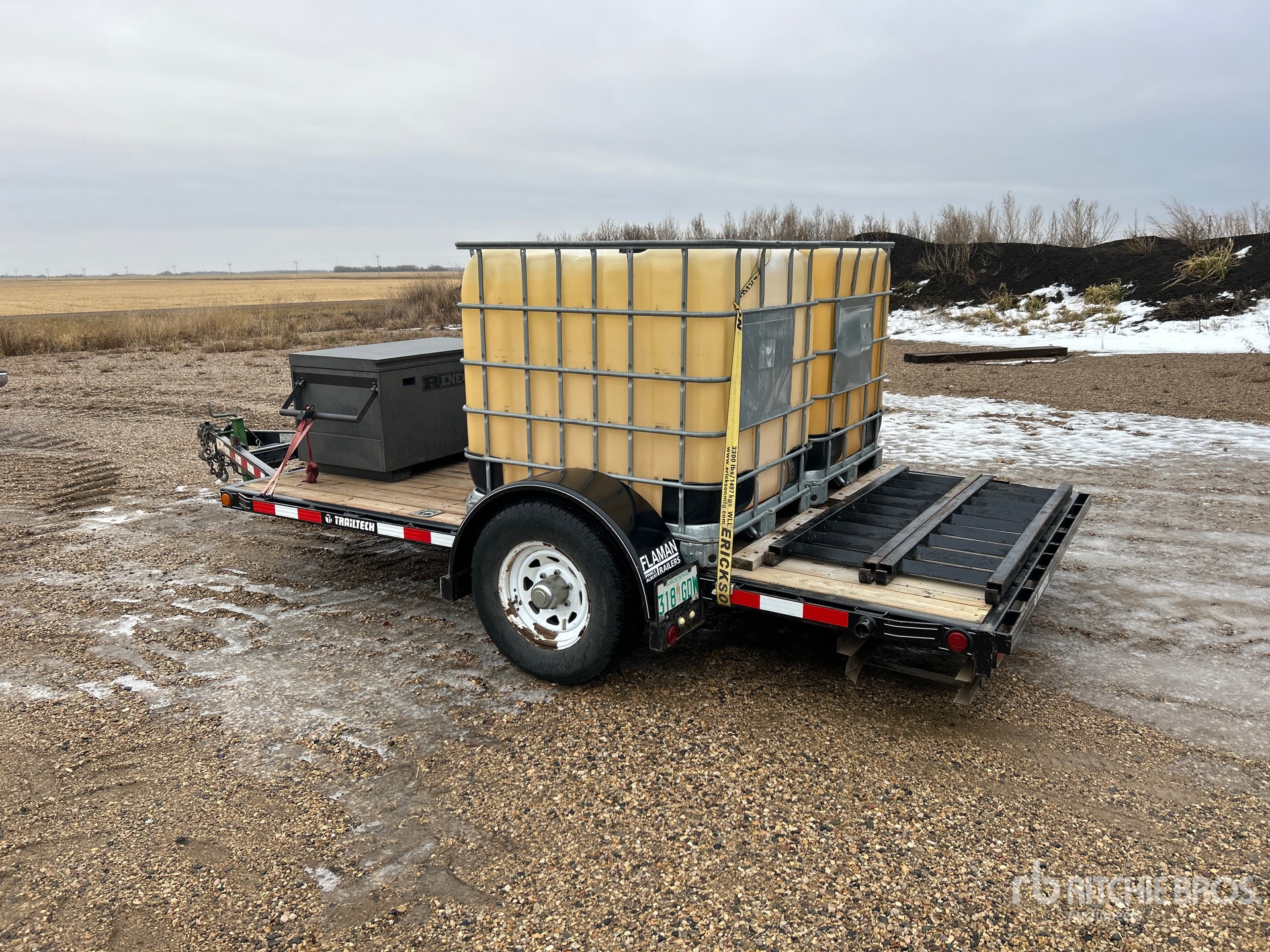 General Appearance with Bild, Ecke hinten links