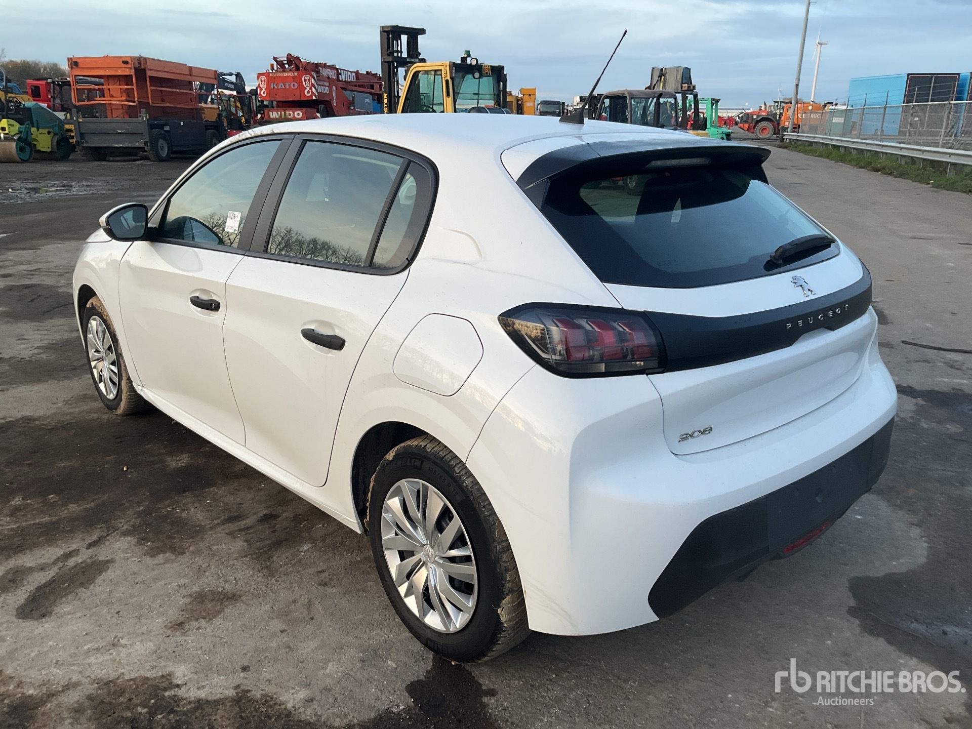 General Appearance with Picture, Left Rear Corner