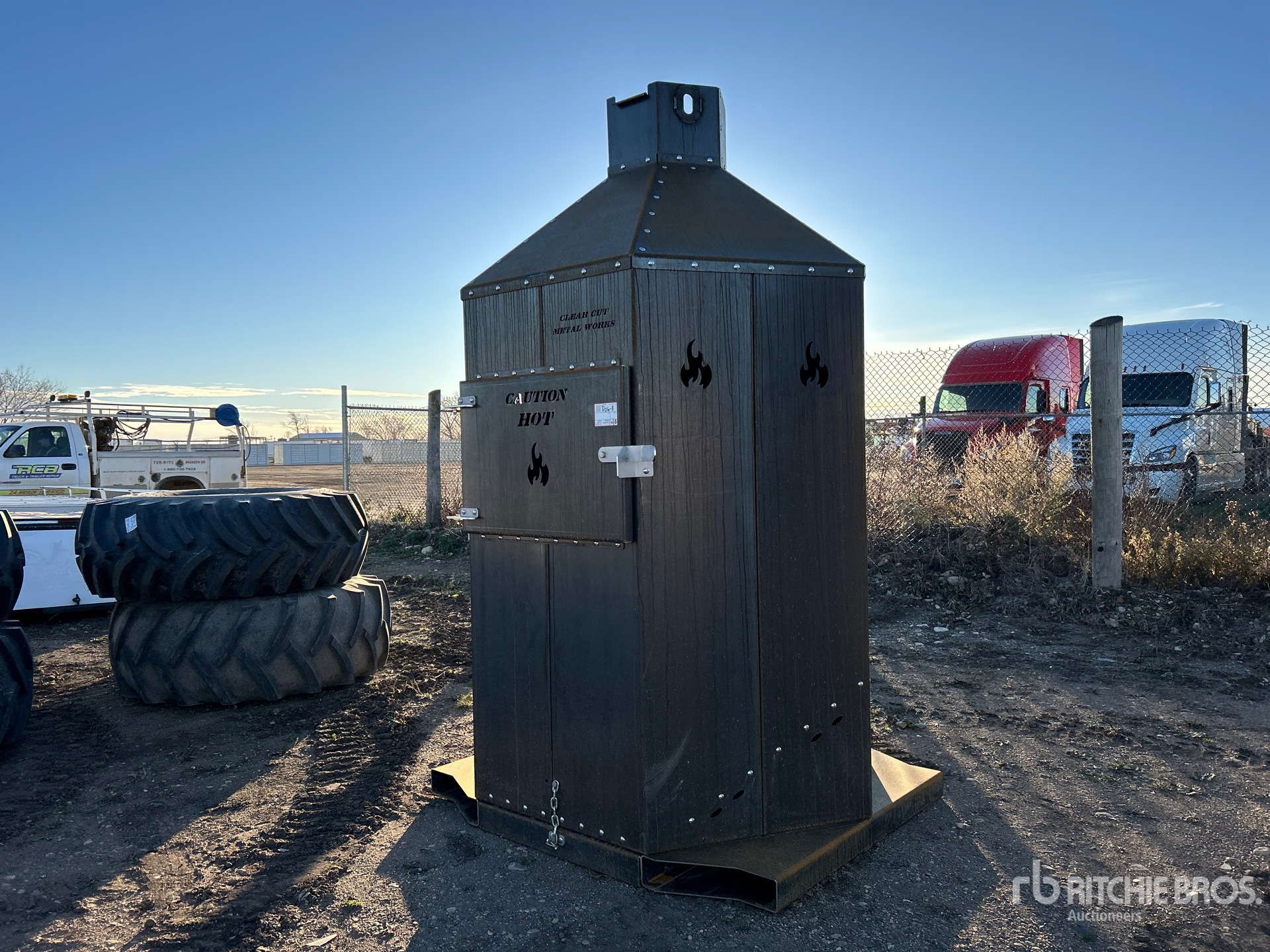 General Appearance with Picture, Left Front Corner